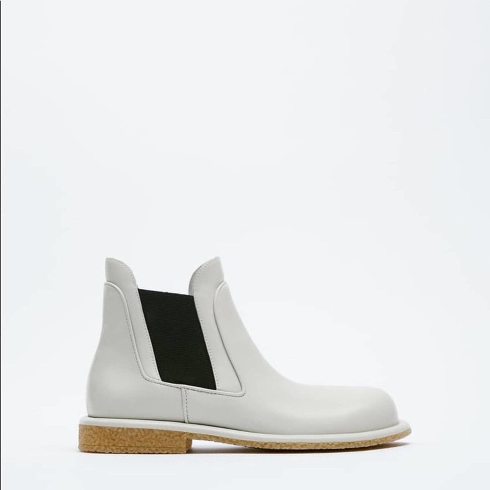 Zara ZARA CREPE SOLE LOW HEEL LEATHER ANKLE BOOTS WHITE Size US 8 / IT 38 - 3 Thumbnail