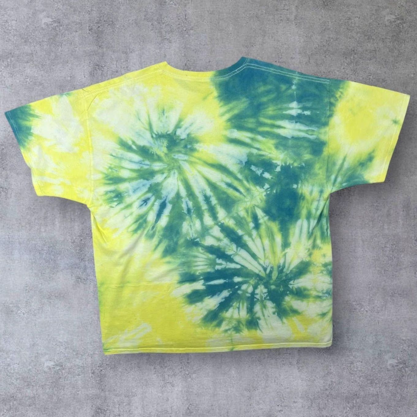 Jerzees Jerzees Massanutten Resort Graphic Souvenir Logo Spellout Tie Dye T-Shirt XXL Mens Short Sleeve Multicoloured Graphic Print 90s? Size US XXL / EU 58 / 5 - 2 Thumbnail