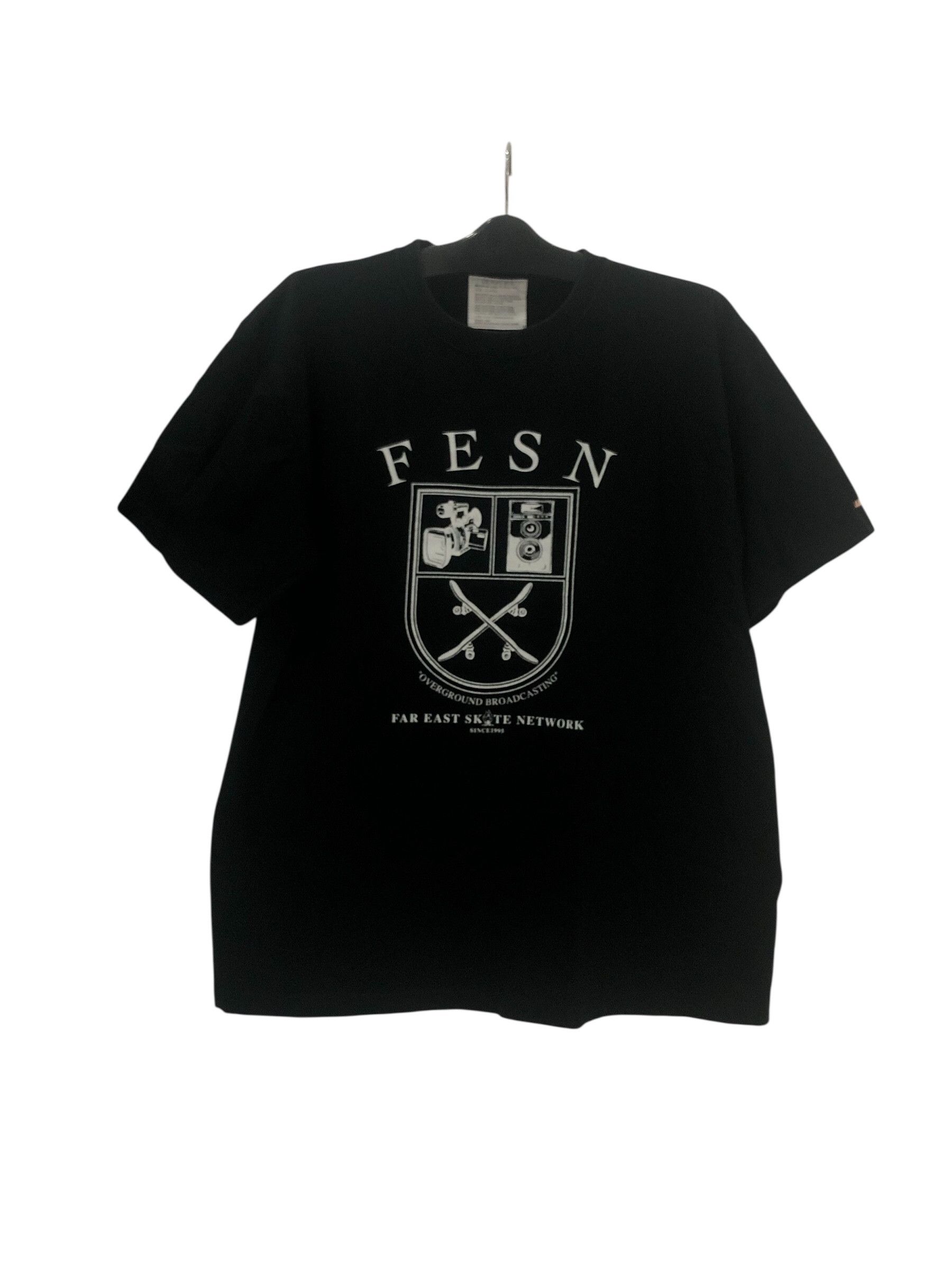 Japanese Brand × Vintage × Welcome Skateboards Vintage Far East Skate Network By Libe Brand Univs. Tees Size US XL / EU 56 / 4 - 1 Thumbnail