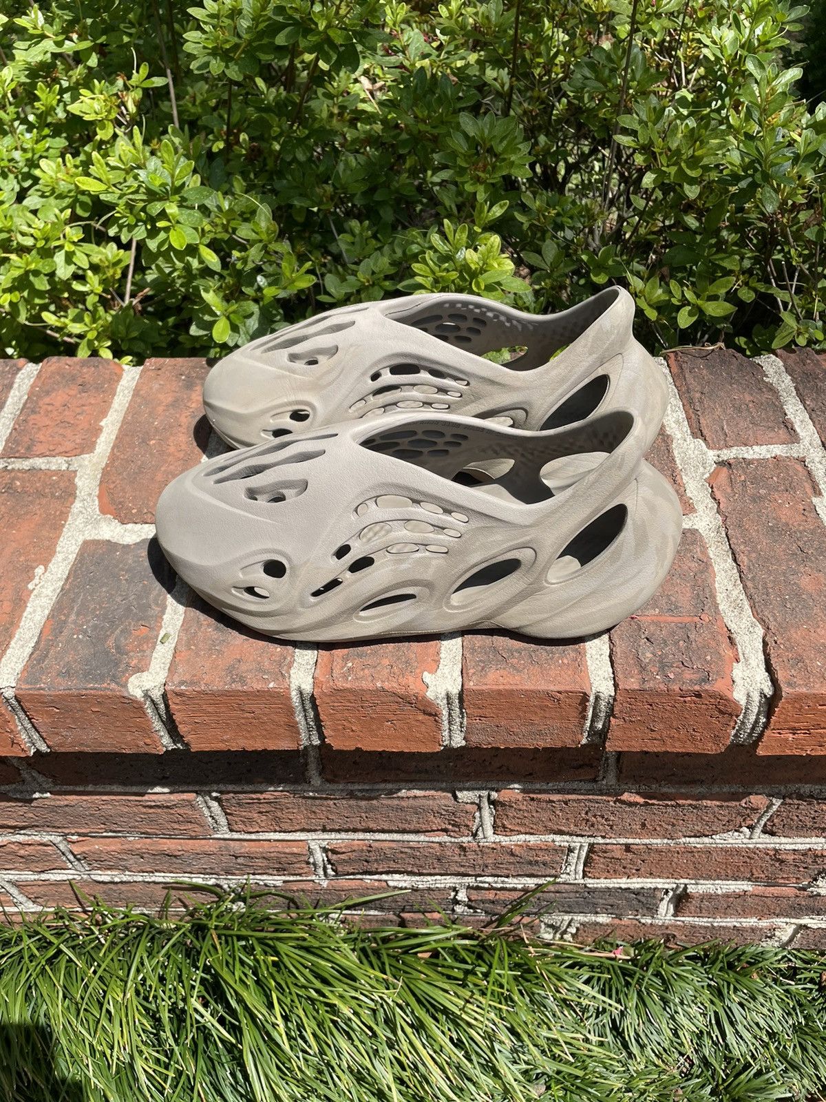 Adidas × Kanye West Yeezy Foam Runner “Stone Sage” Size US 11 / EU 44 - 4 Thumbnail