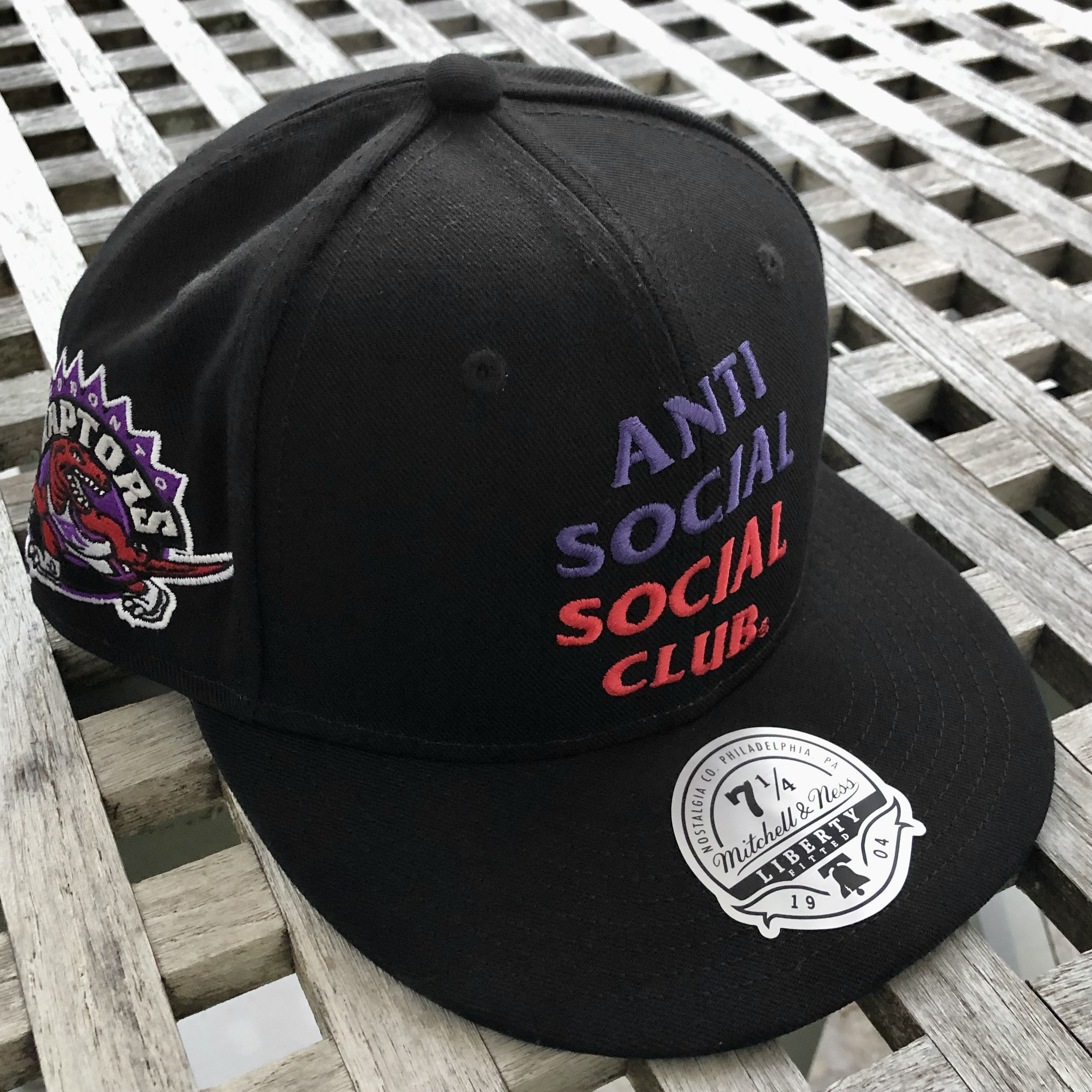 Anti Social Social Club Anti Social Social Club ASSC Toronto Raptors M&N Hat 7 1/4 Size ONE SIZE - 1 Thumbnail