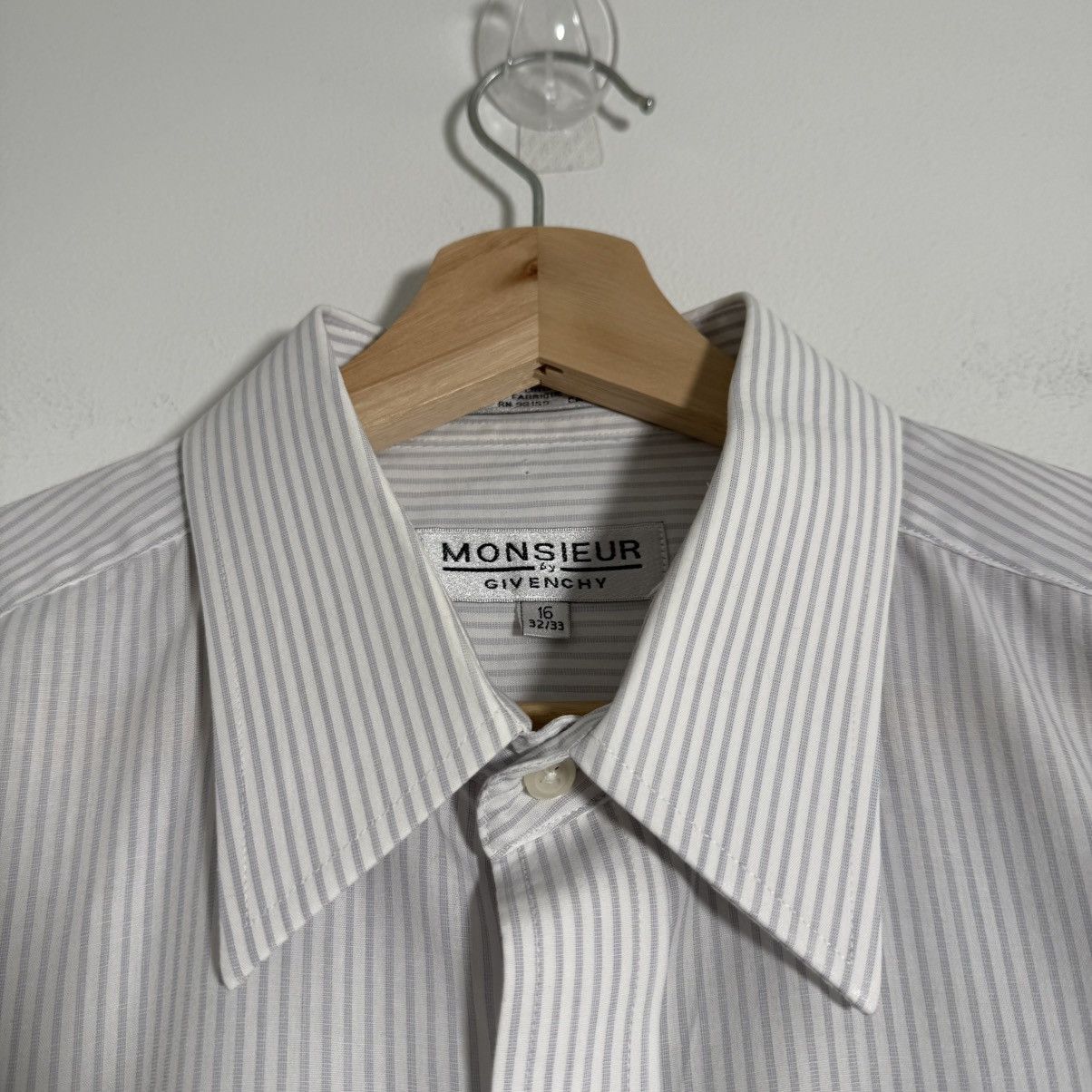 Givenchy Vintage Givenchy Pinstripe Button Up Dress Shirt Size 16 XL Size US XL / EU 56 / 4 - 5 Thumbnail