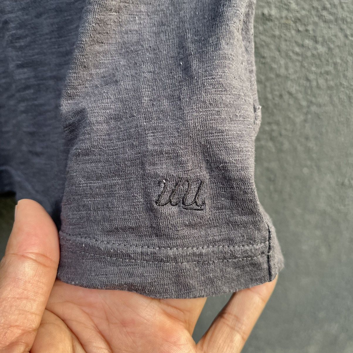 Undercover × Uniqlo Thrashed Faded Uniqlo X Undercover Japanese Brand Tee Size US M / EU 48-50 / 2 - 4 Thumbnail