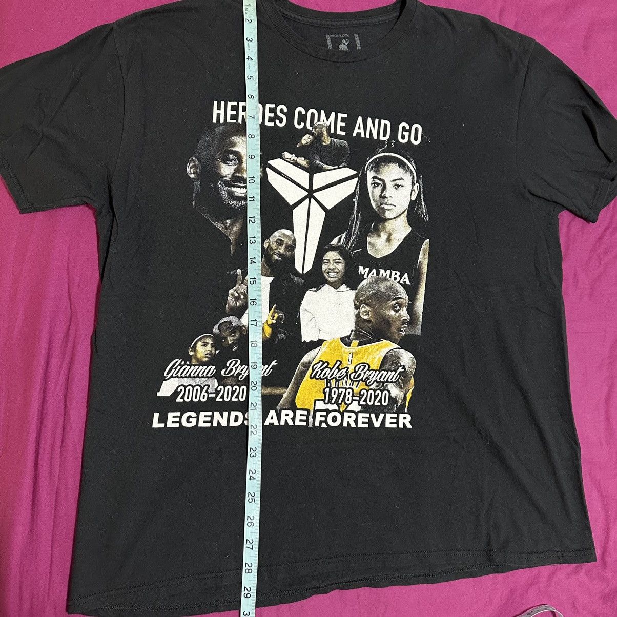 Vintage Kobe Bryant Gigi Memorial T Shirt Size US XL / EU 56 / 4 - 6 Thumbnail