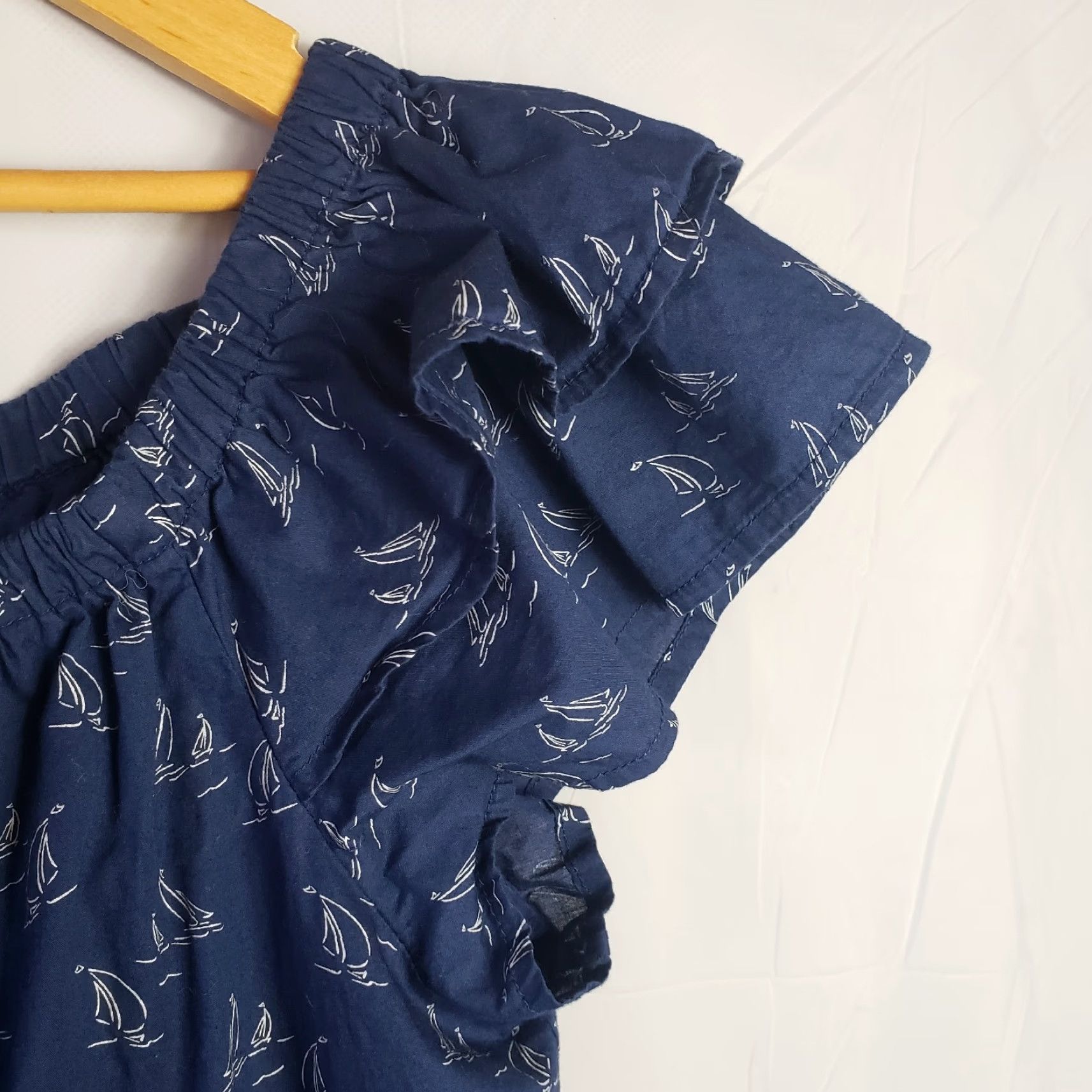 Vineyard Vines **Vineyard Vines Womens Navy Cotton Off Shoulder Sailboat Romper XL** User: **Vineyard Vines Women's Navy Cotton Off-Shoulder Sailboat Romper XL** Size 40" / US 18 - 6 Thumbnail