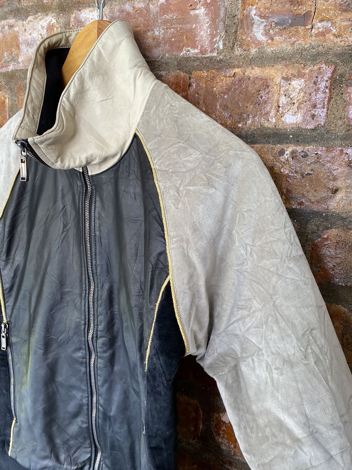 02DERIV. 02 Deriv Leather and velvet Jacket Size US S / EU 44-46 / 1 - 5 Thumbnail