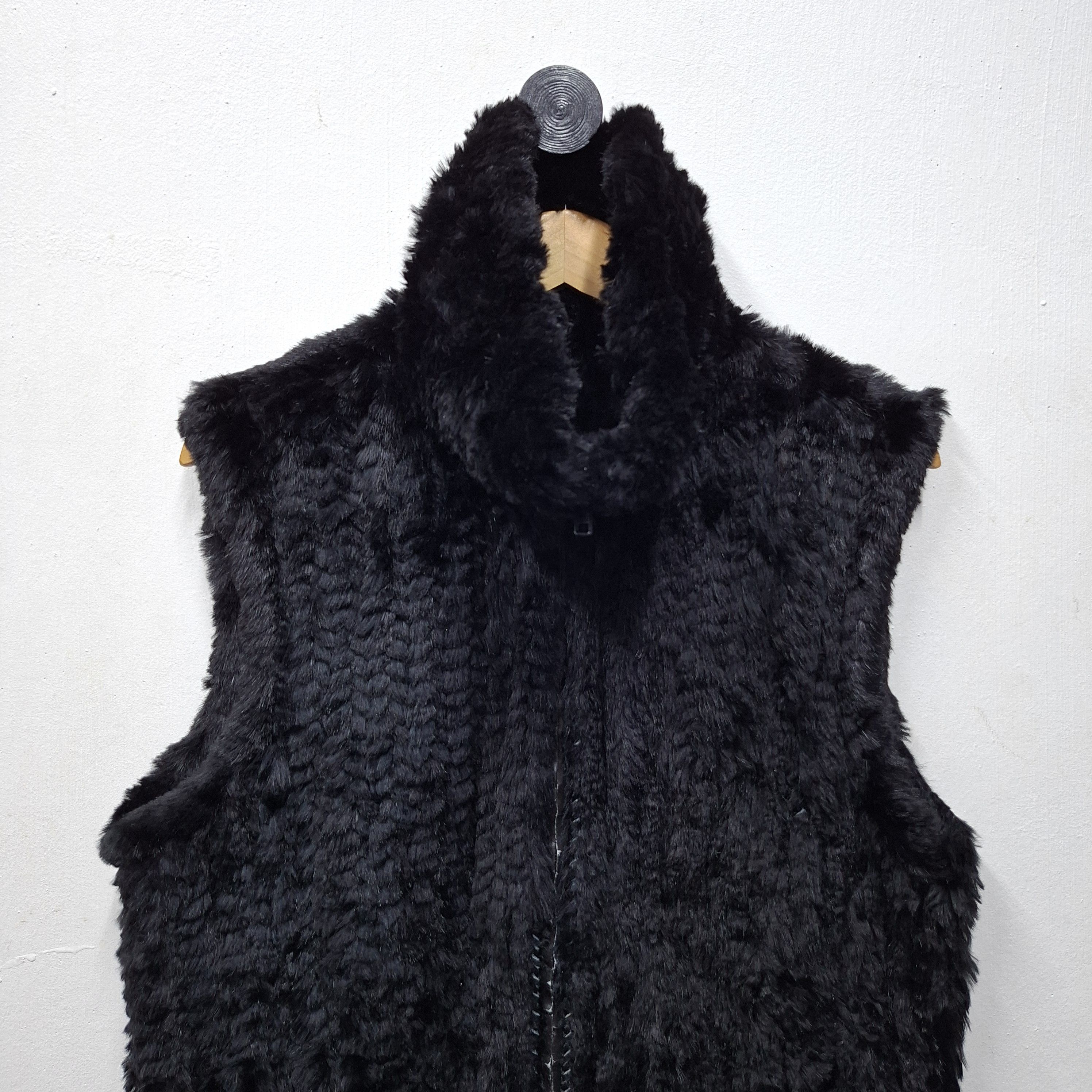 Japanese Brand 💥 Japanese brand black fur vest jacket Size M / US 6-8 / IT 42-44 - 2 Thumbnail
