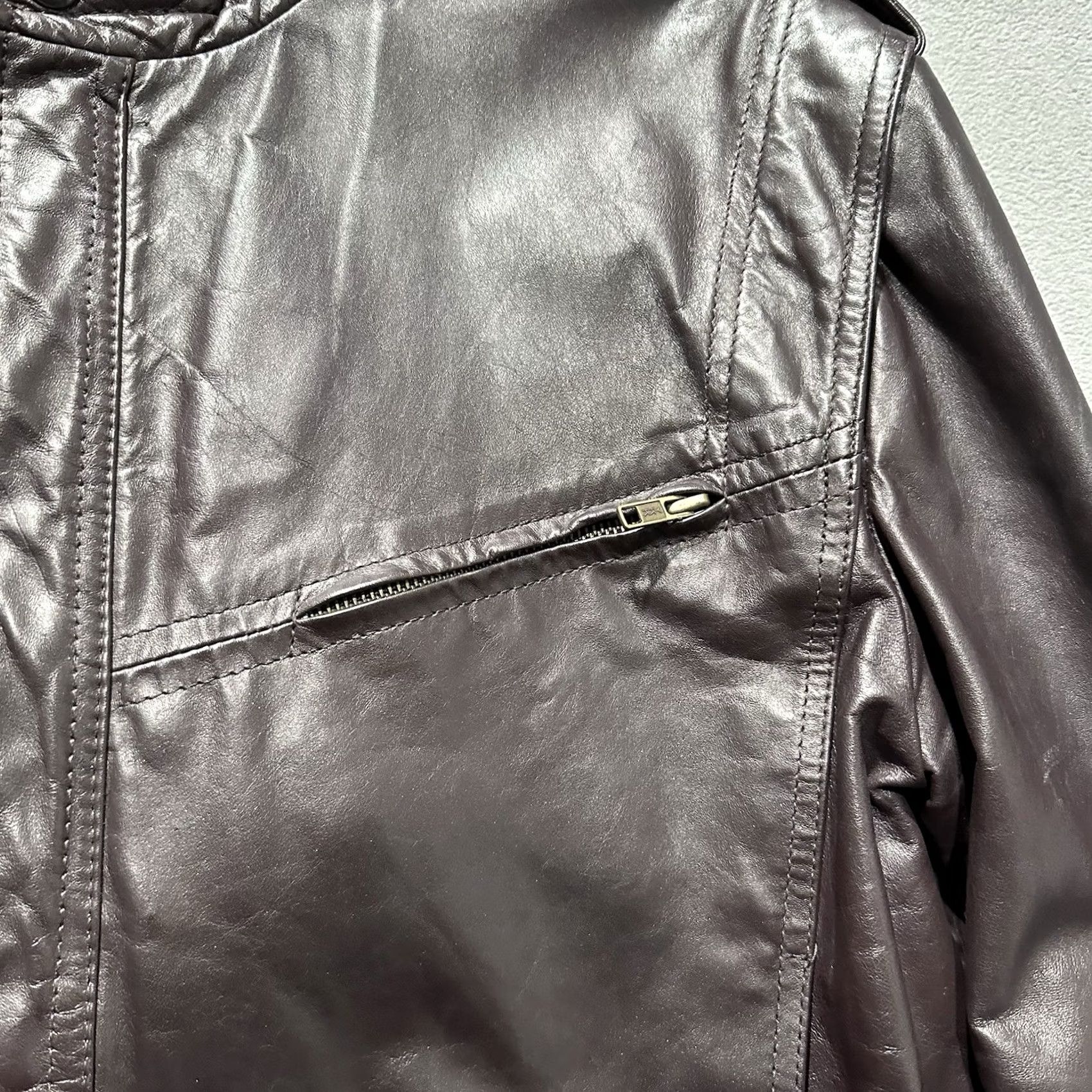 Vintage VINTAGE Chess King Leather Jacket Mens 44 Brown Bomber Cafe Racer Biker GUC Shirt Mens 44 Brown 90s Themes Mens Size US S / EU 44-46 / 1 - 5 Thumbnail