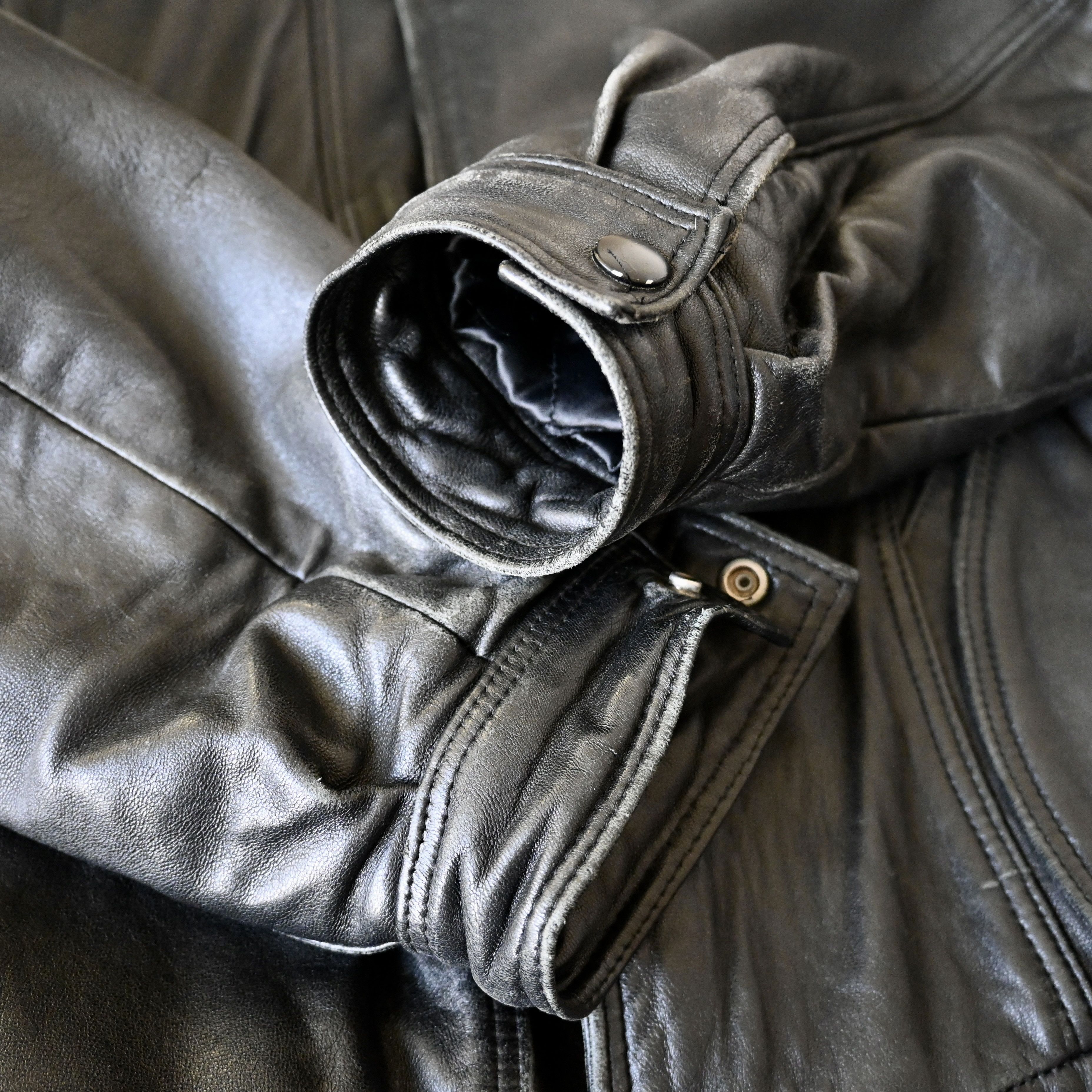 Vintage Vintage 1980s C.P. LEATHER rider jacket, made in England Size US M / EU 48-50 / 2 - 20 Thumbnail