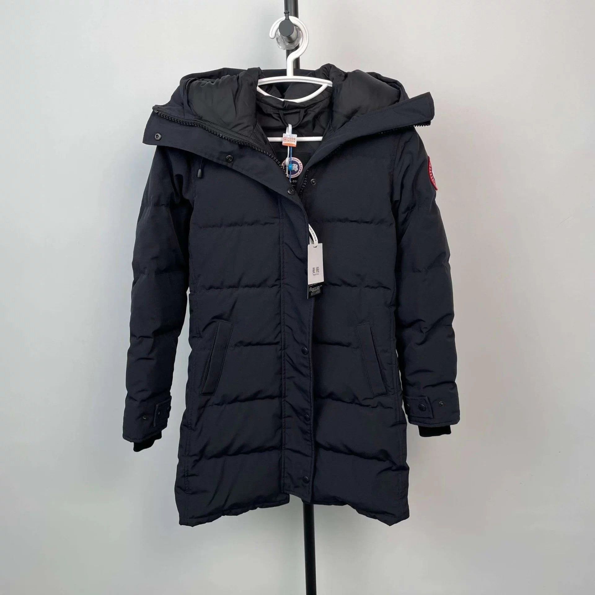 Canada Goose Canada Goose Polyester Down Jacket XS Black Sporty Size XS / US 0-2 / IT 36-38 - 1 Thumbnail