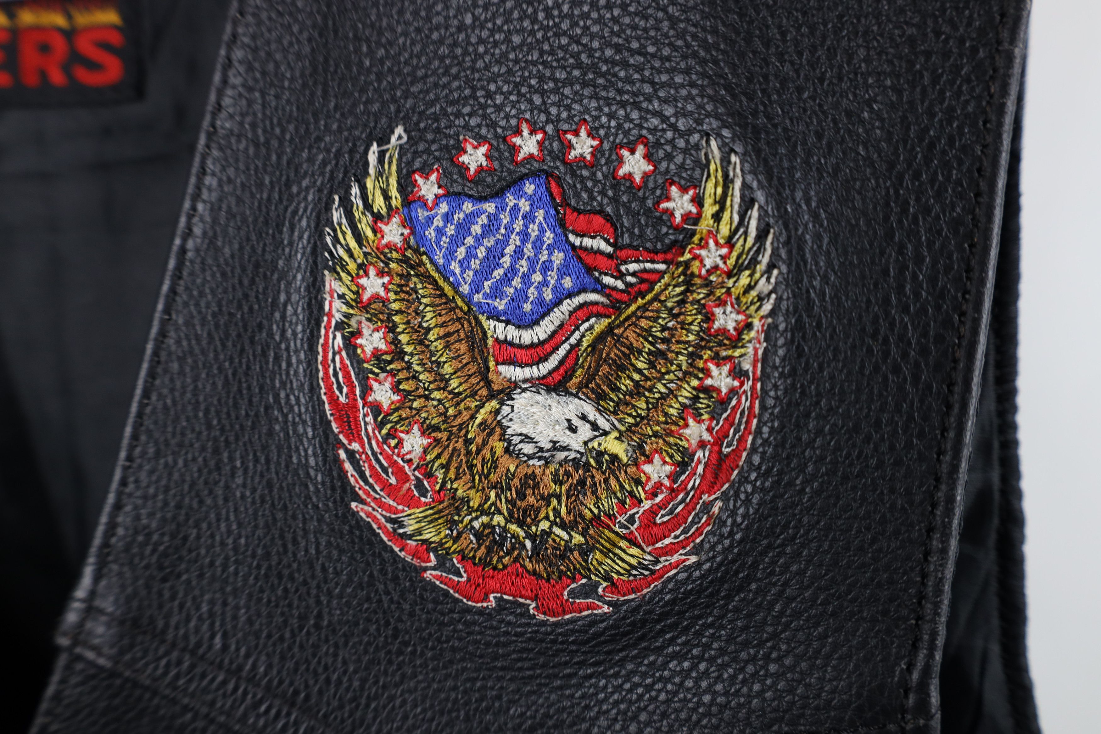 Vintage Vintage 90s Streetwear Flag Eagle Tribal Leather Moto Vest Size US XXL / EU 58 / 5 - 4 Thumbnail