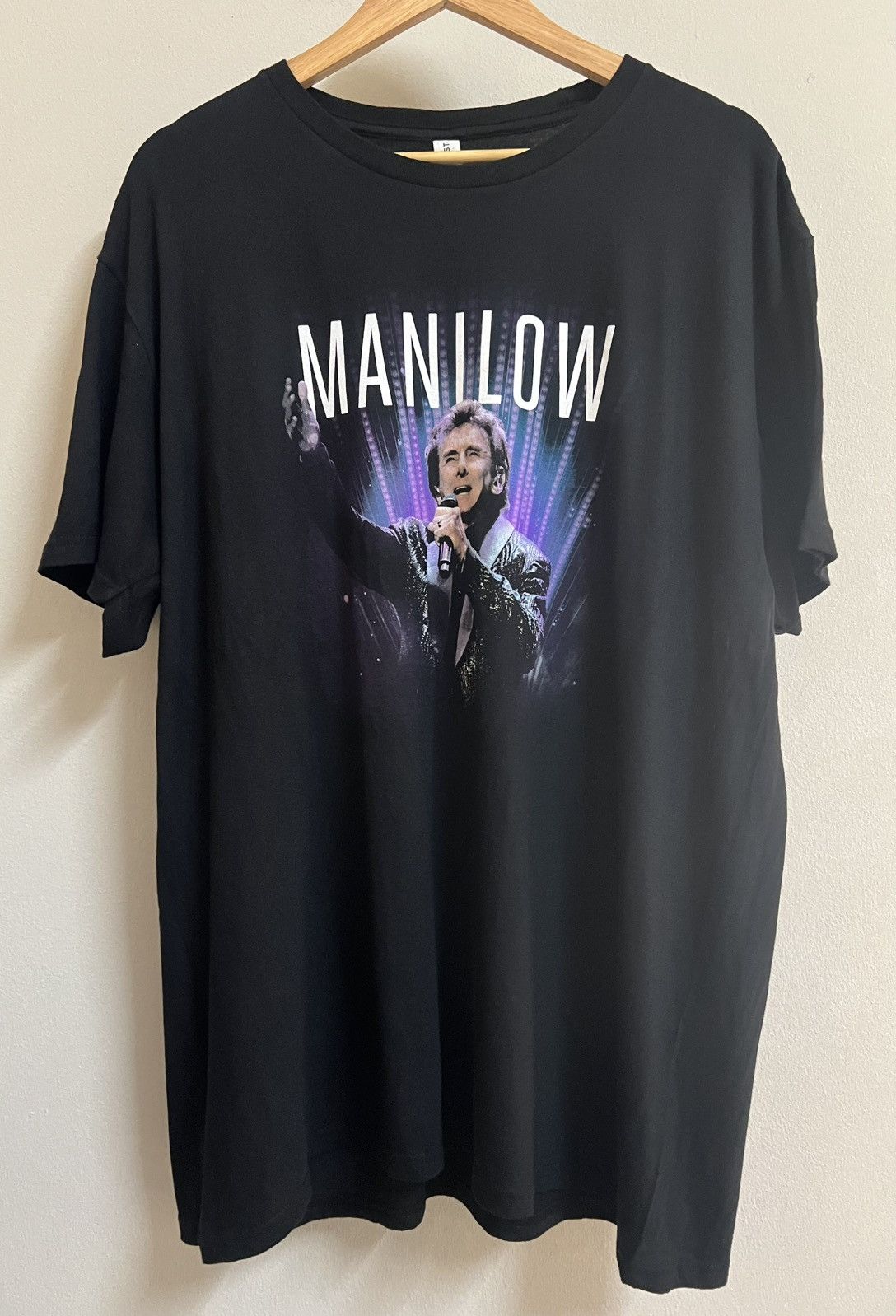 Band Tees Barry Manilow Tour Tee XL Vintage Style Concert Size US XL / EU 56 / 4 - 1 Thumbnail