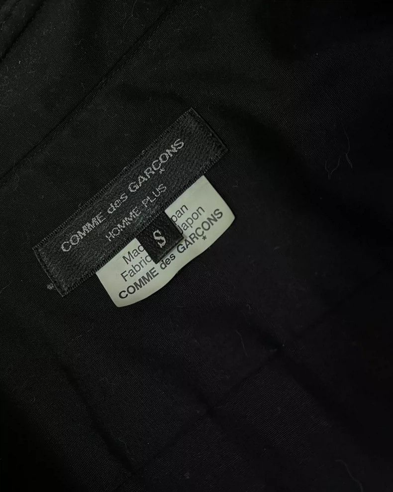 Comme des Garcons Comme Des Garcons Classic Black Rip Long Sleeve Shirt Size US S / EU 44-46 / 1 - 5 Thumbnail
