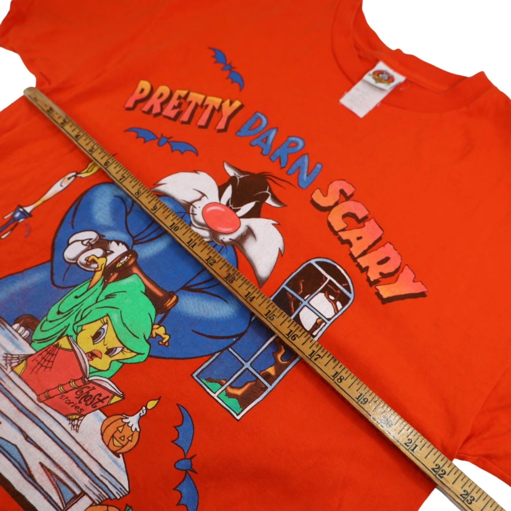Vintage VINTAGE Looney Tunes Halloween Mens XL Graphic T Shirt Orange Size US XL / EU 56 / 4 - 7 Thumbnail
