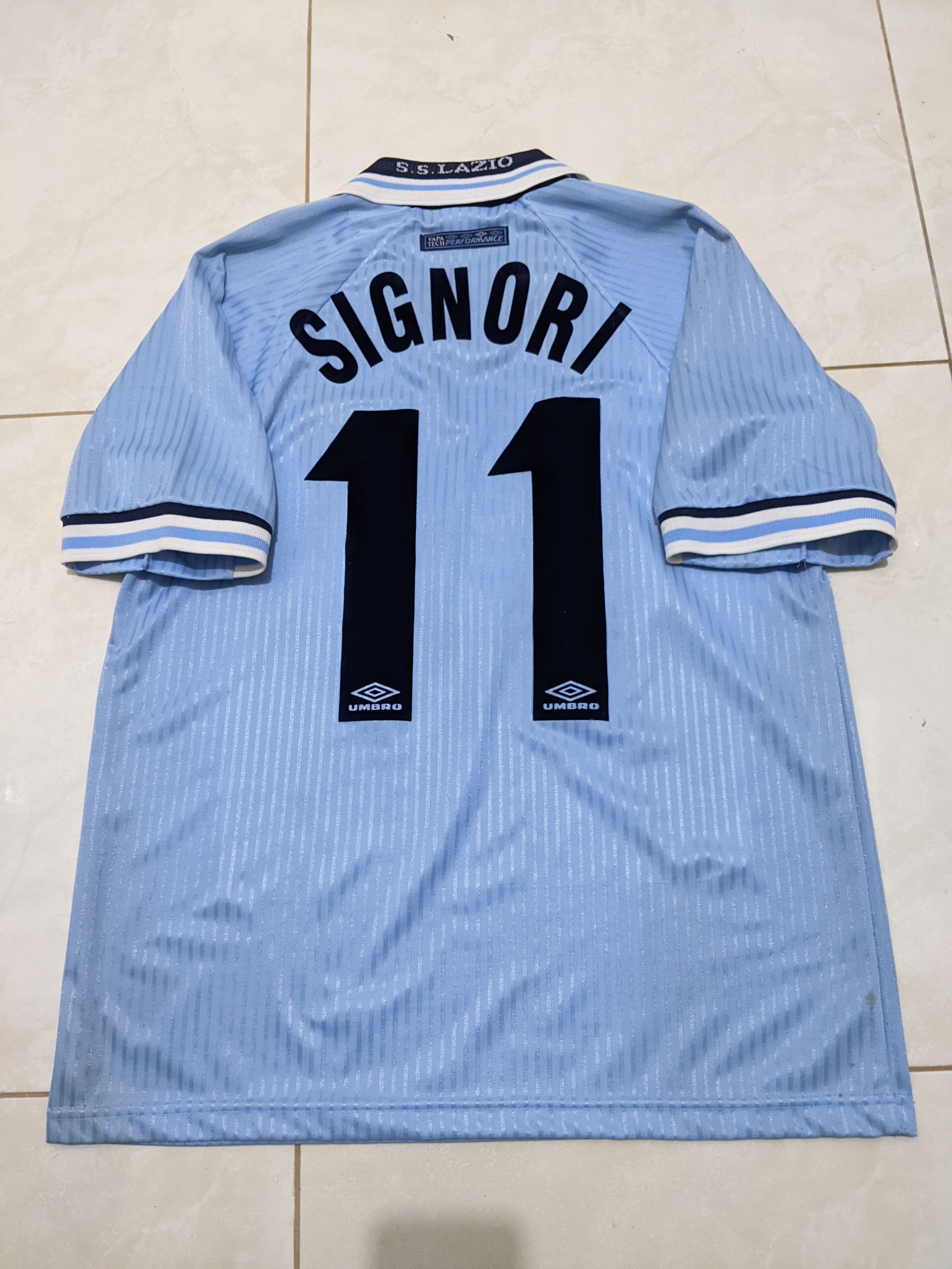 Umbro Lazio 1997-98 home SIGNORI Jersey football shirt Size US M / EU 48-50 / 2 - 2 Thumbnail