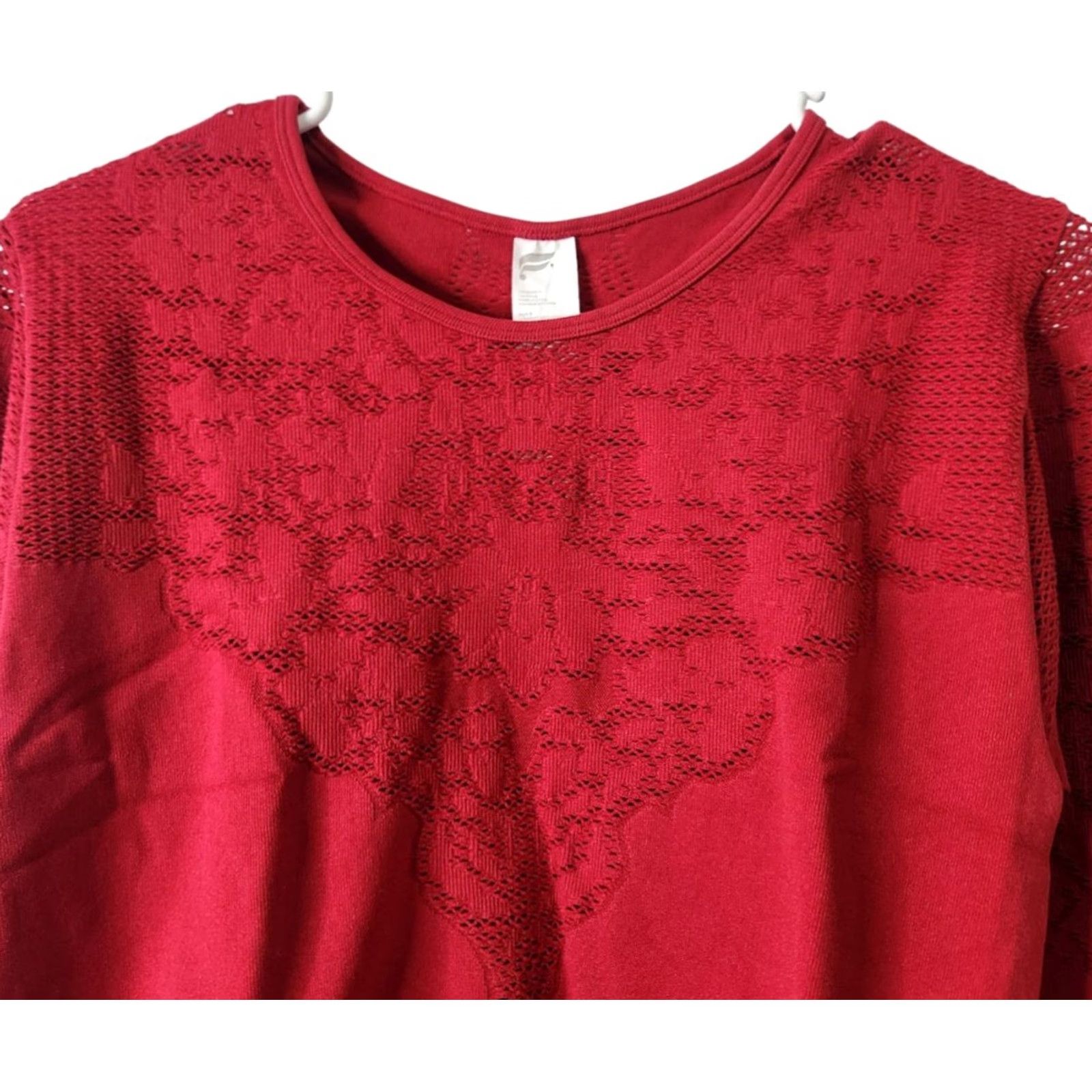 Fabletics Fabletics Womens XL Seamless Lace Long Sleeve Top Crop Shirt Deep Red Tee Size XL / US 12-14 / IT 48-50 - 3 Thumbnail