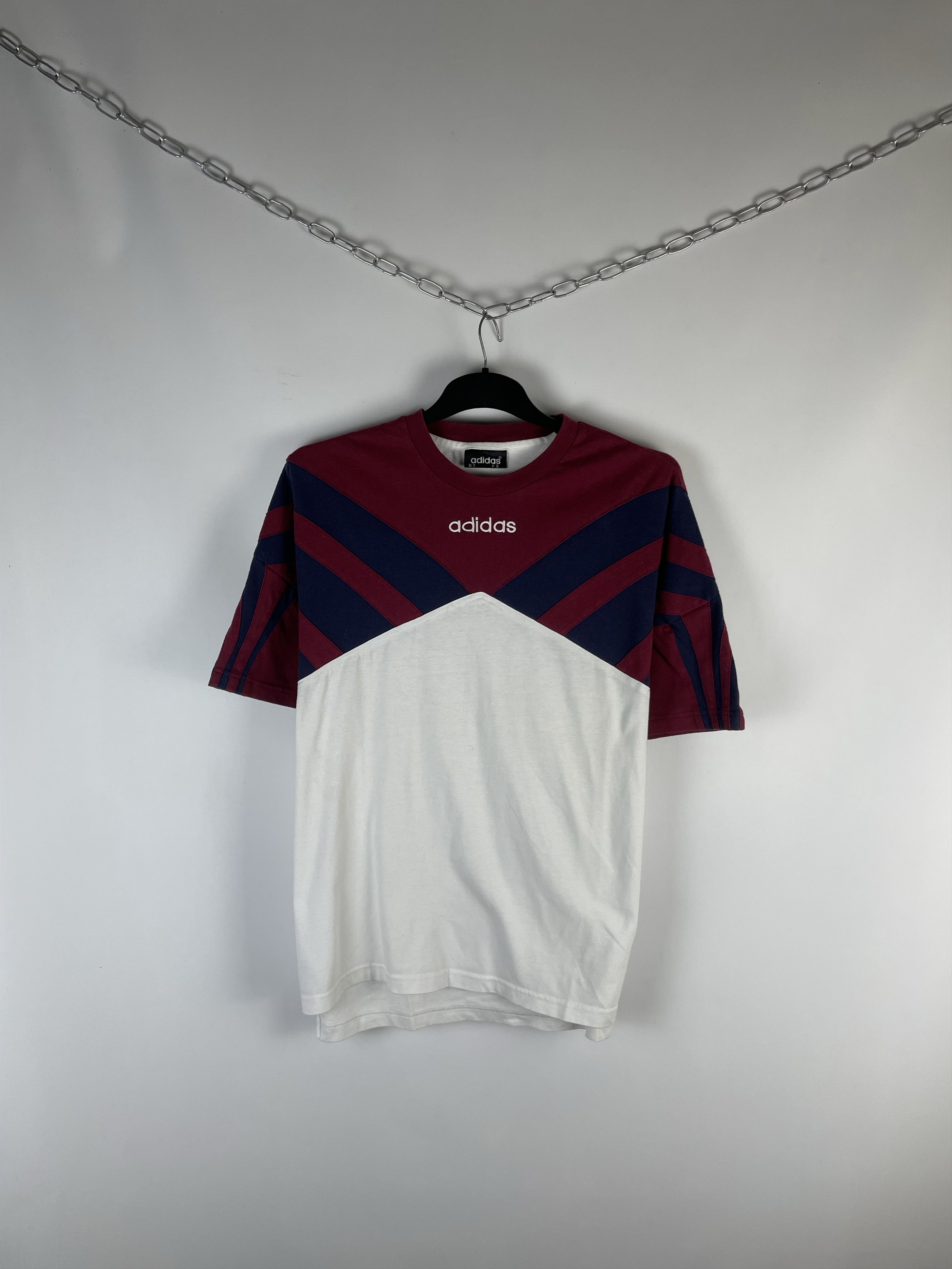Adidas Vintage 90s Adidas Tee Size US L / EU 52-54 / 3 - 1 Thumbnail