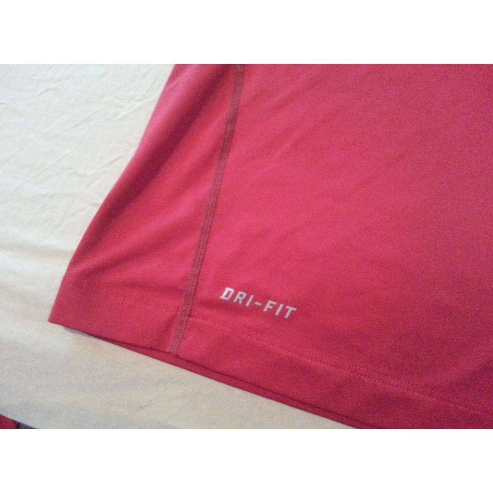Nike Nike Pro Shirt Mens L Large Athletic Gym Workout T-Shirt Red Shirt Size US L / EU 52-54 / 3 - 4 Thumbnail
