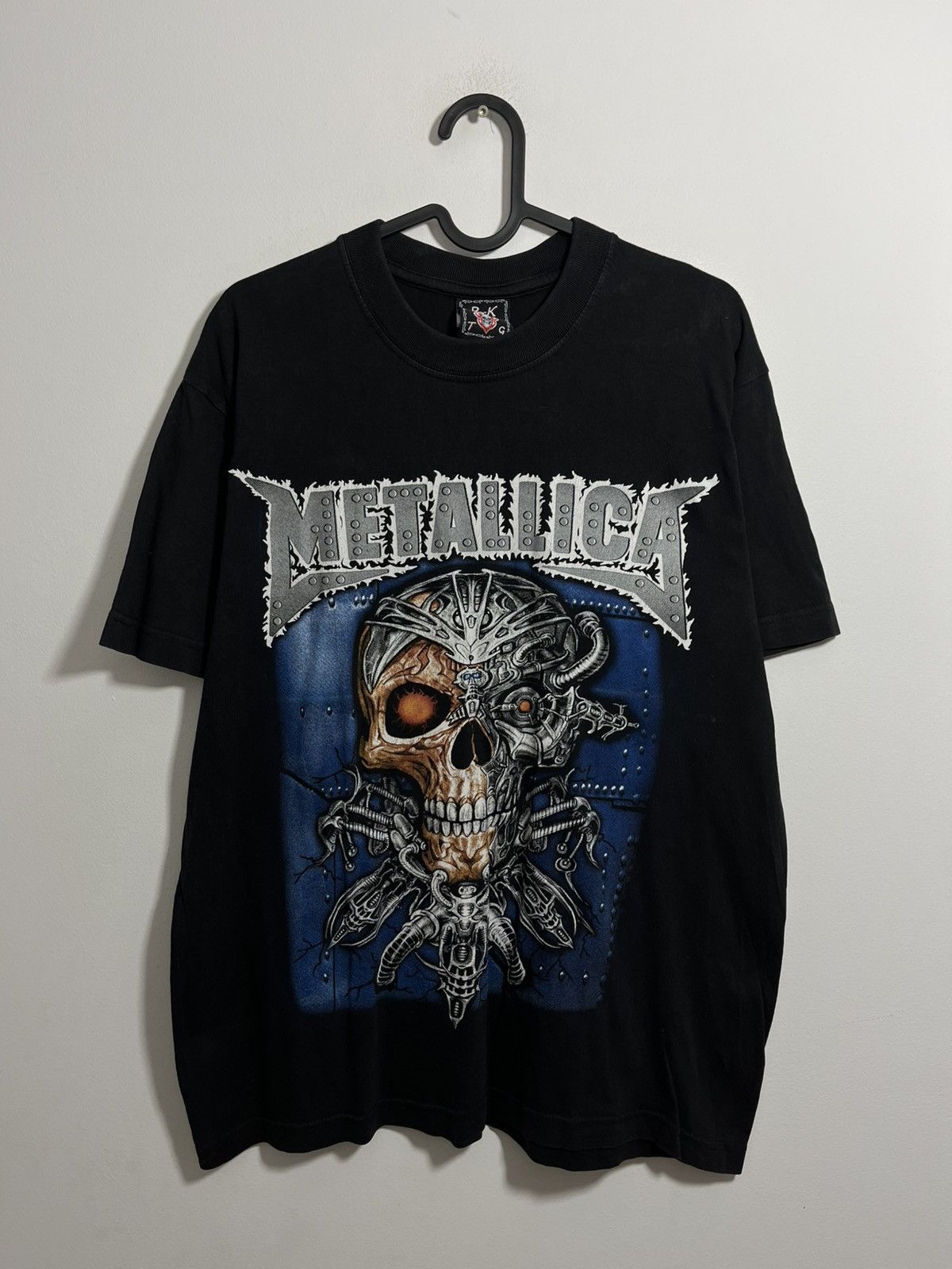 Band Tees × Metallica × Vintage Metallica 00s Skull Print Metal Rock Music Band Tshirt Size US M / EU 48-50 / 2 - 2 Thumbnail