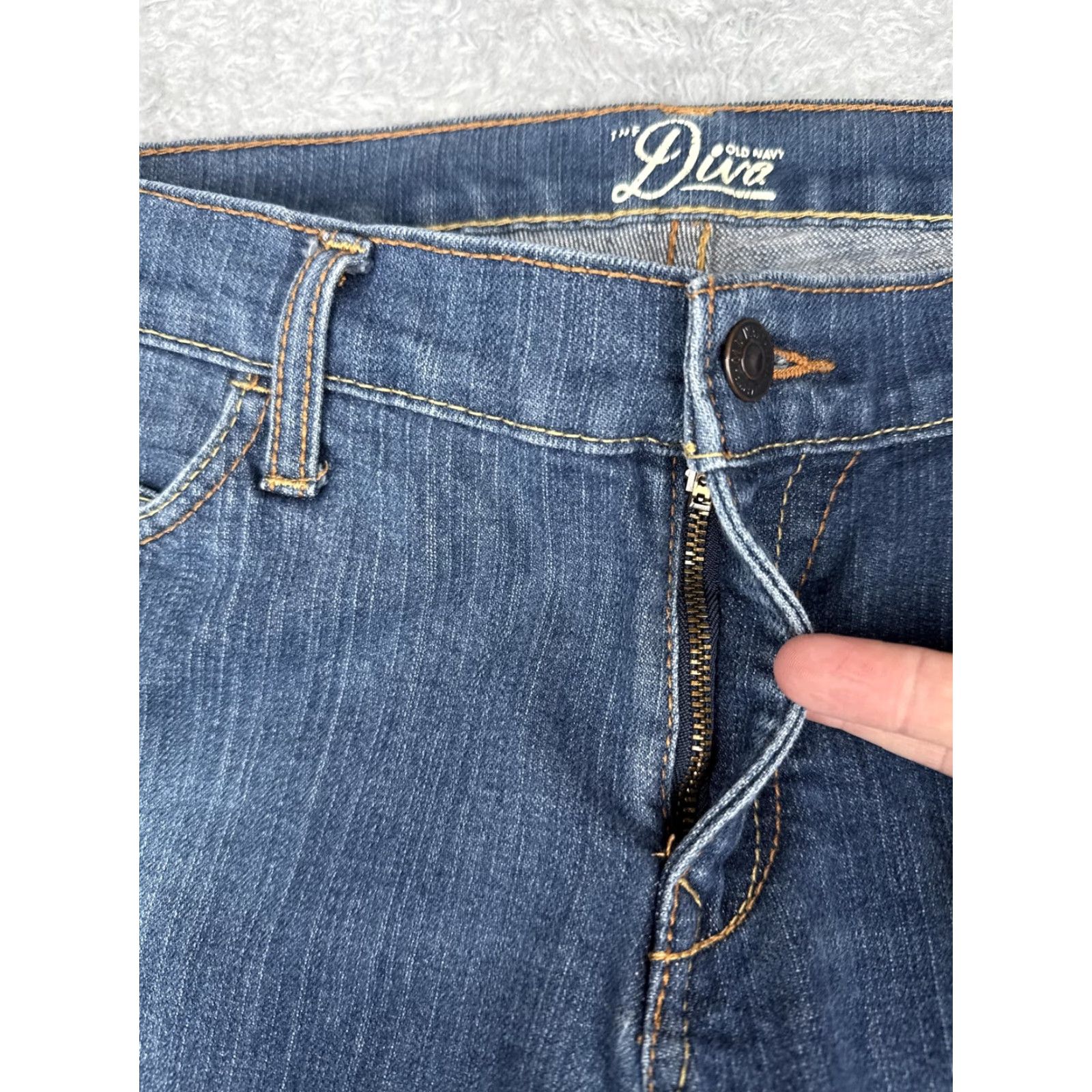 Old Navy Old Navy Jeans Womens 10 Short Blue The Diva Denim 5 Pocket Zip Fly Stretch 24L Size 32" / US 10 / IT 46 - 5 Thumbnail