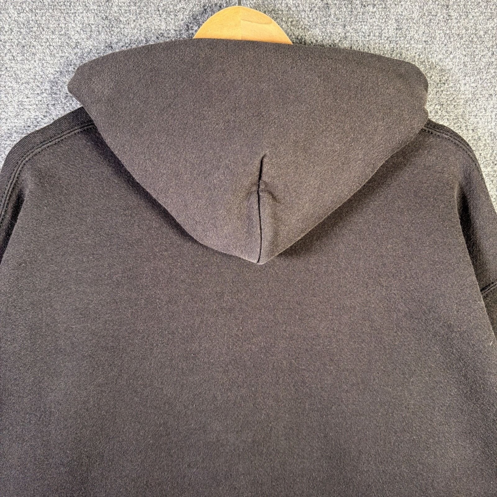 NFL Vintage Tampa Bay Buccaneers Hoodie Mens XL Black 90s Faded Size US XL / EU 56 / 4 - 8 Thumbnail