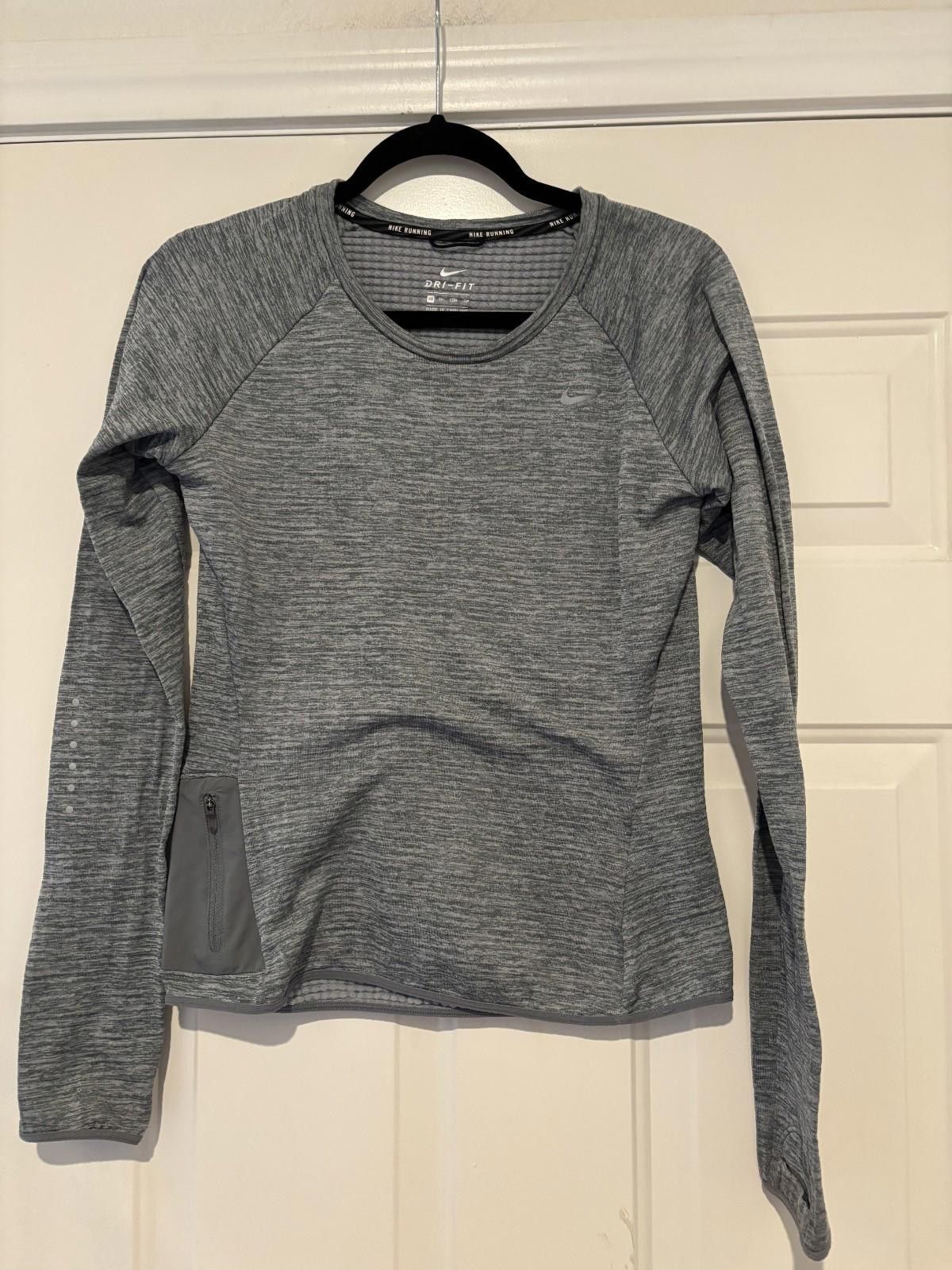 Nike Women's sz XS grey Nike dri fit long sleeve #644 Size XS / US 0-2 / IT 36-38 - 1 Thumbnail