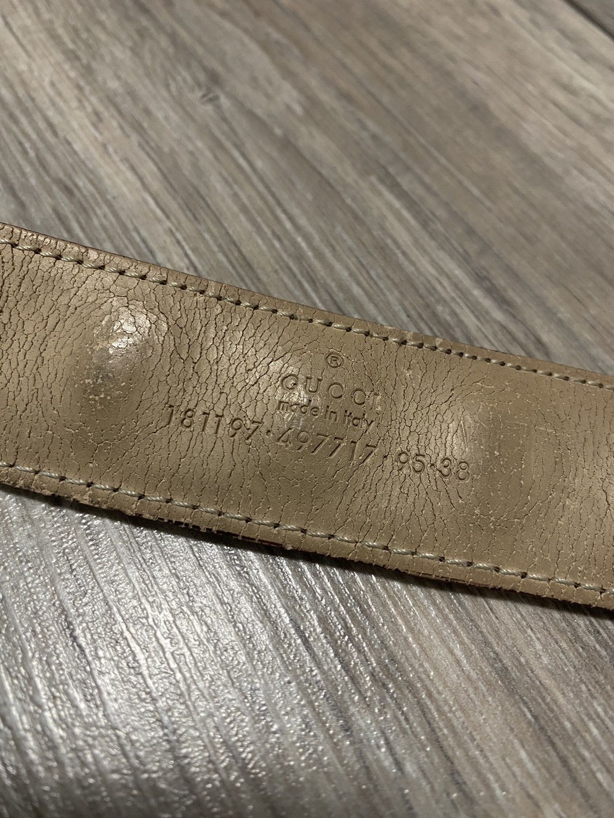 Gucci Vintage Gucci Belt Crest Patent Leather Monogram Brown Y2K Size ONE SIZE - 5 Thumbnail