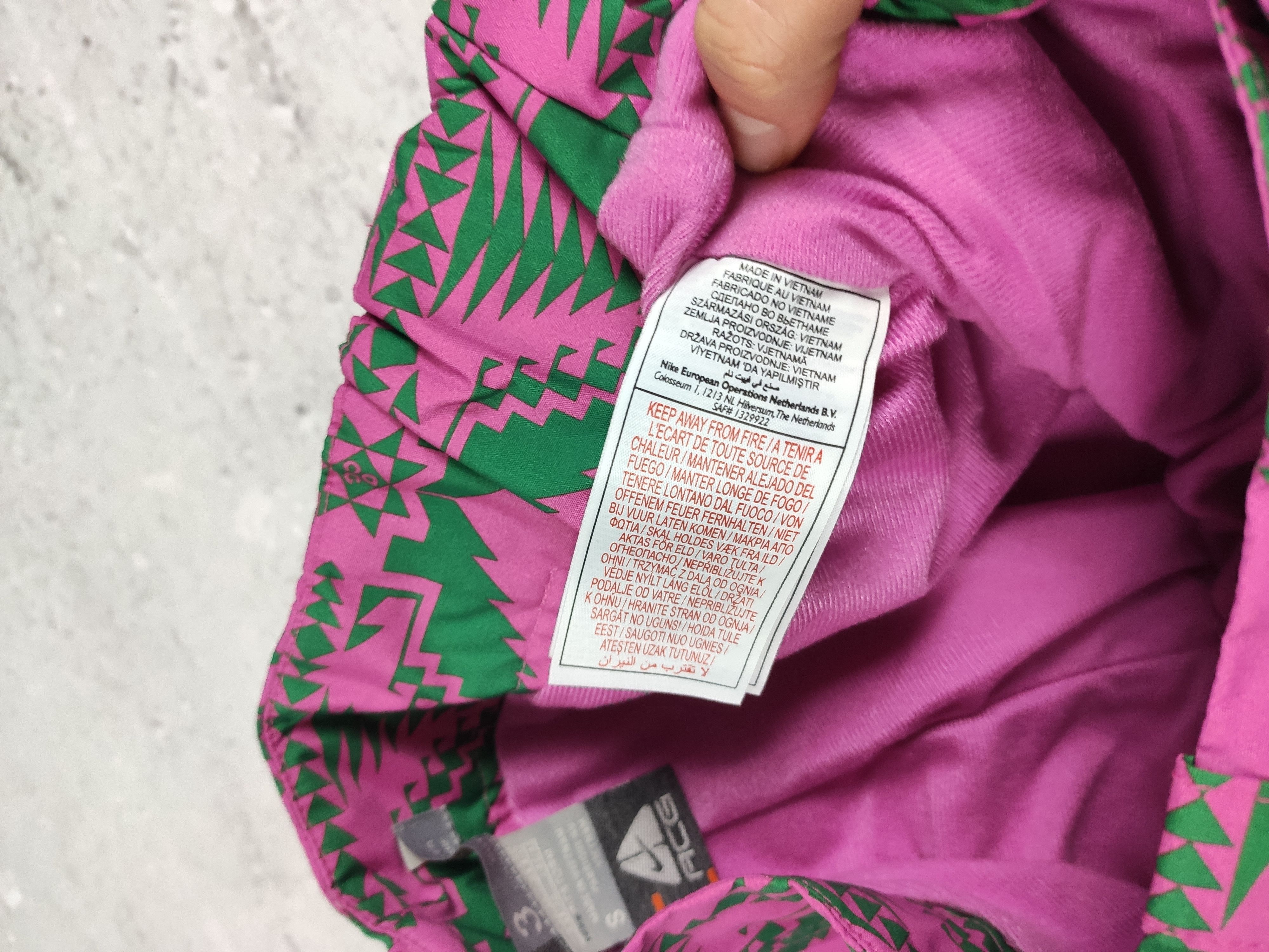 Nike × Nike ACG Nike ACG Women Ski Pants trousers snowboard winter Size 27" / US 4 / IT 40 - 7 Thumbnail