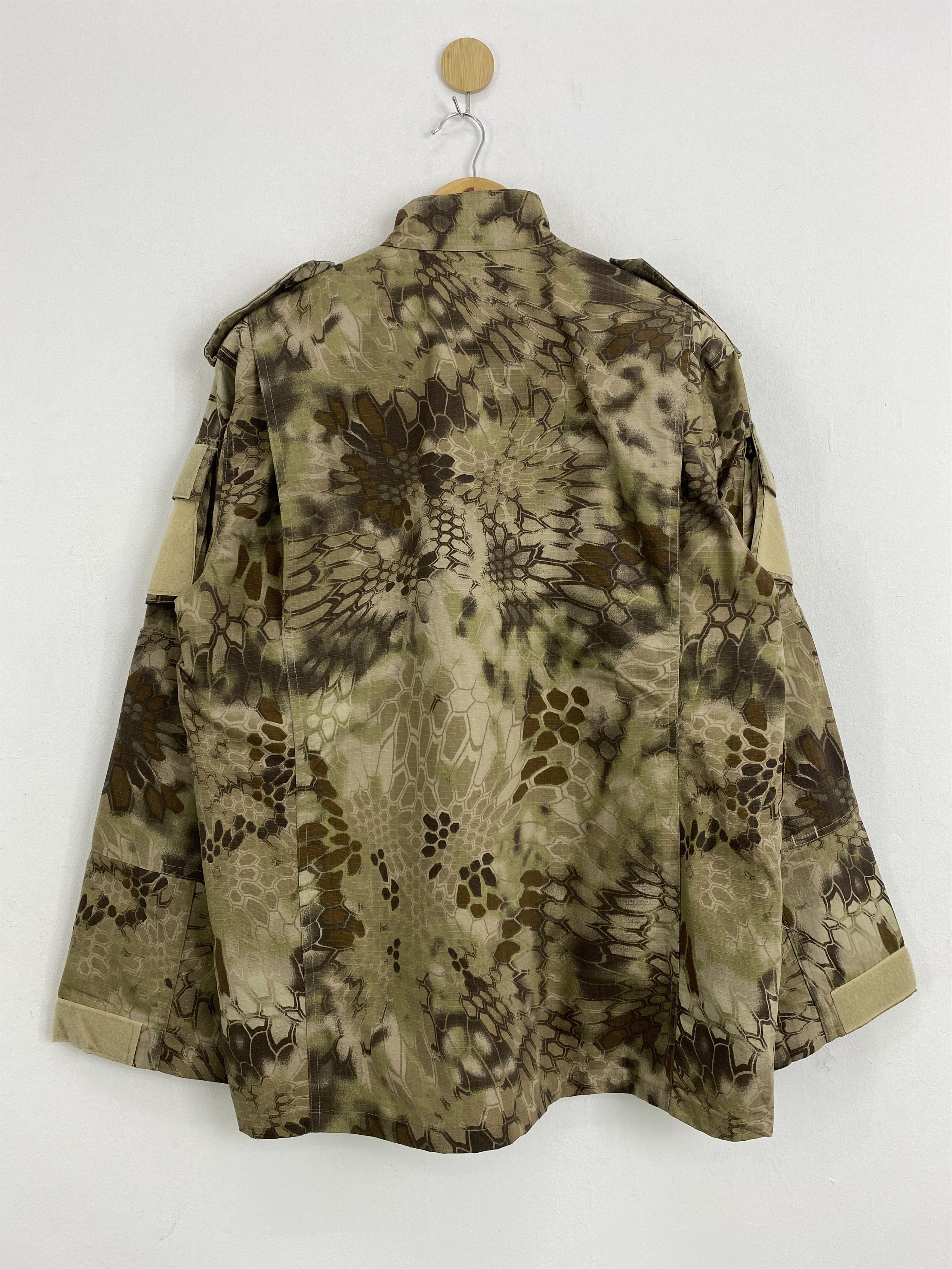 Vintage Vintage Military Camouflage Army Issue Tactical Jacket J1895 Size US L / EU 52-54 / 3 - 3 Thumbnail