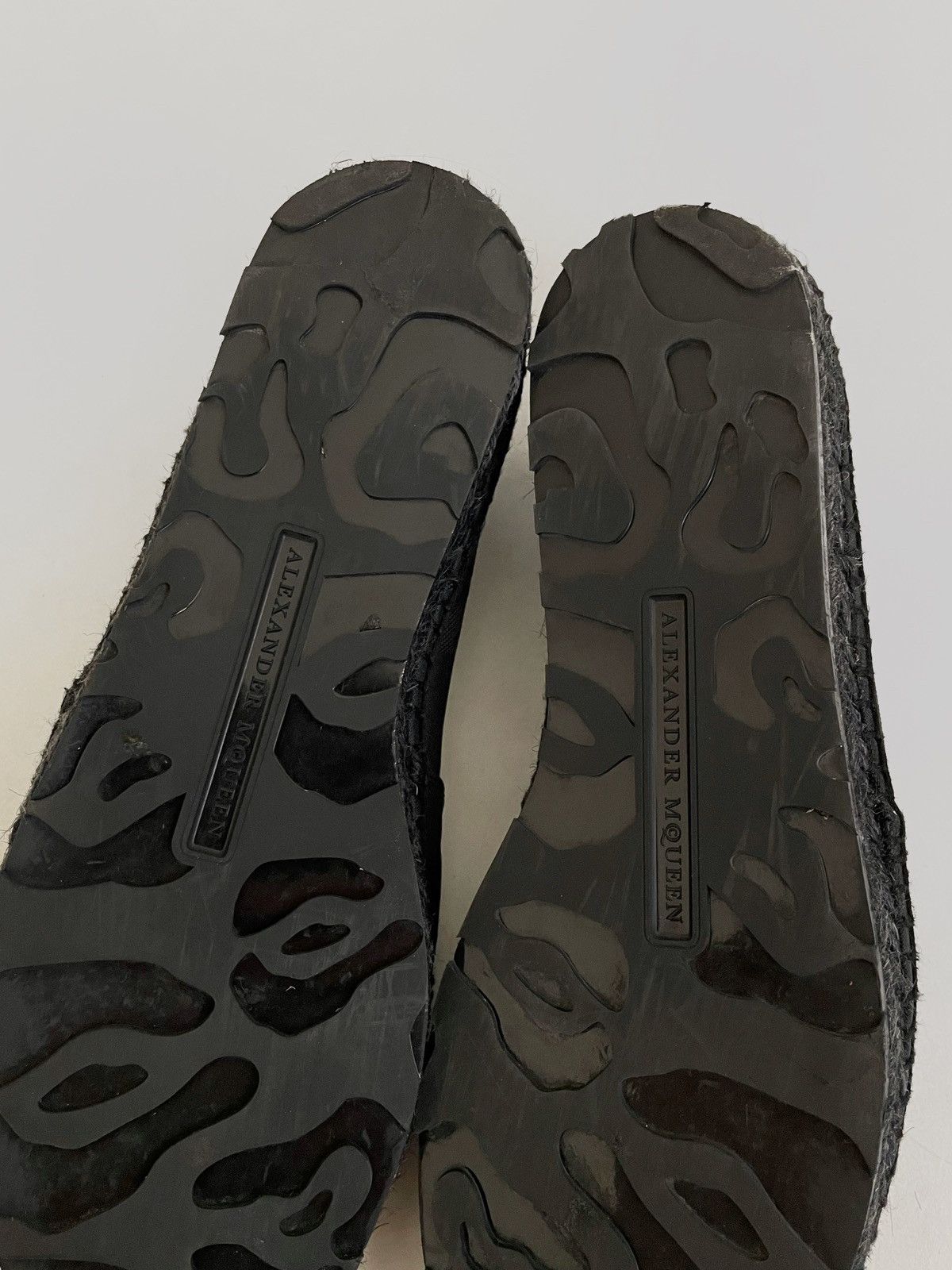 Alexander McQueen Alexander McQueen Skeleton espadrille/slippers Size US 8.5 / EU 41-42 - 10 Thumbnail