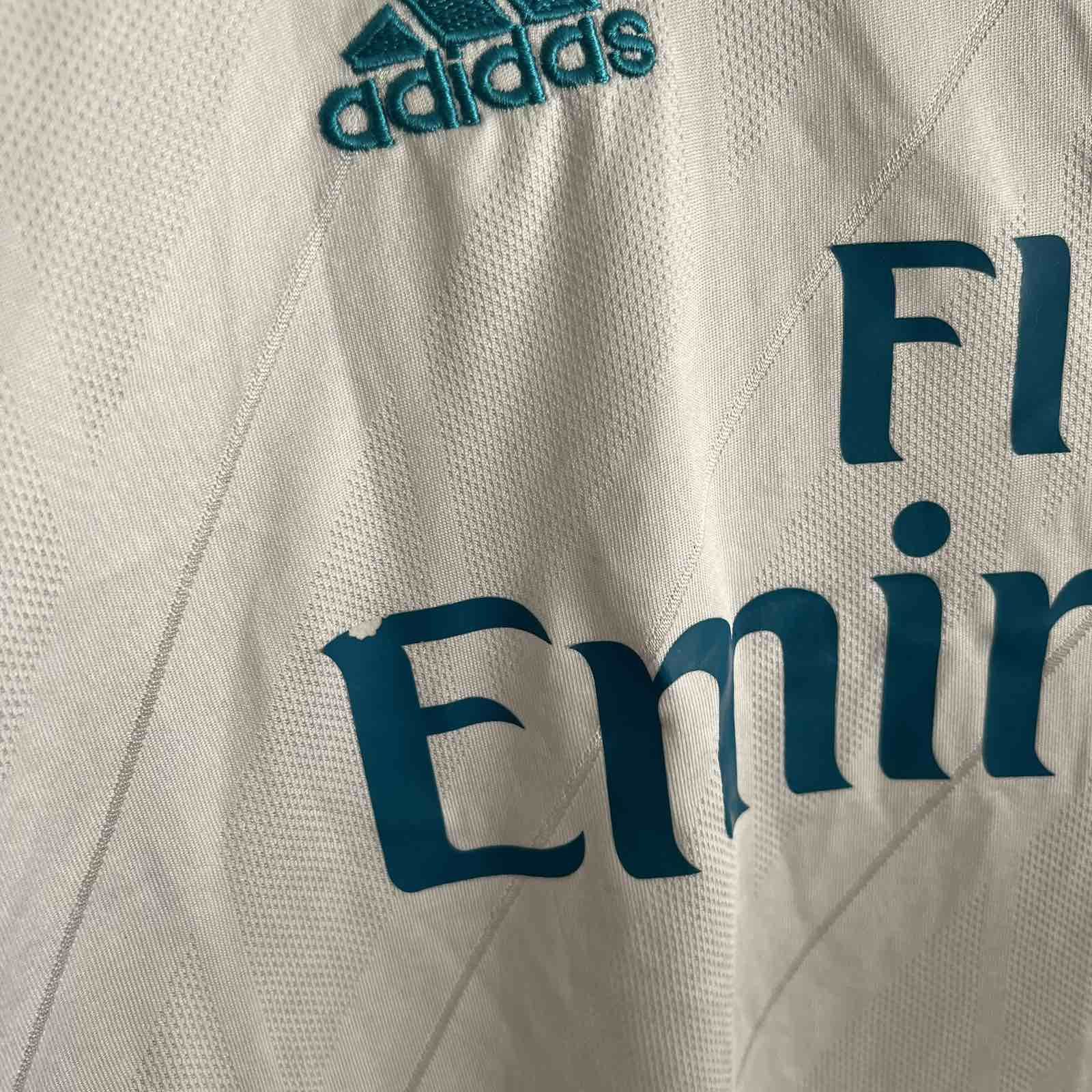 Adidas REAL MADRID ADIDAS 2017/2018 FOOTBALL HOME JERSEY #7 RONALDO Size US L / EU 52-54 / 3 - 7 Thumbnail