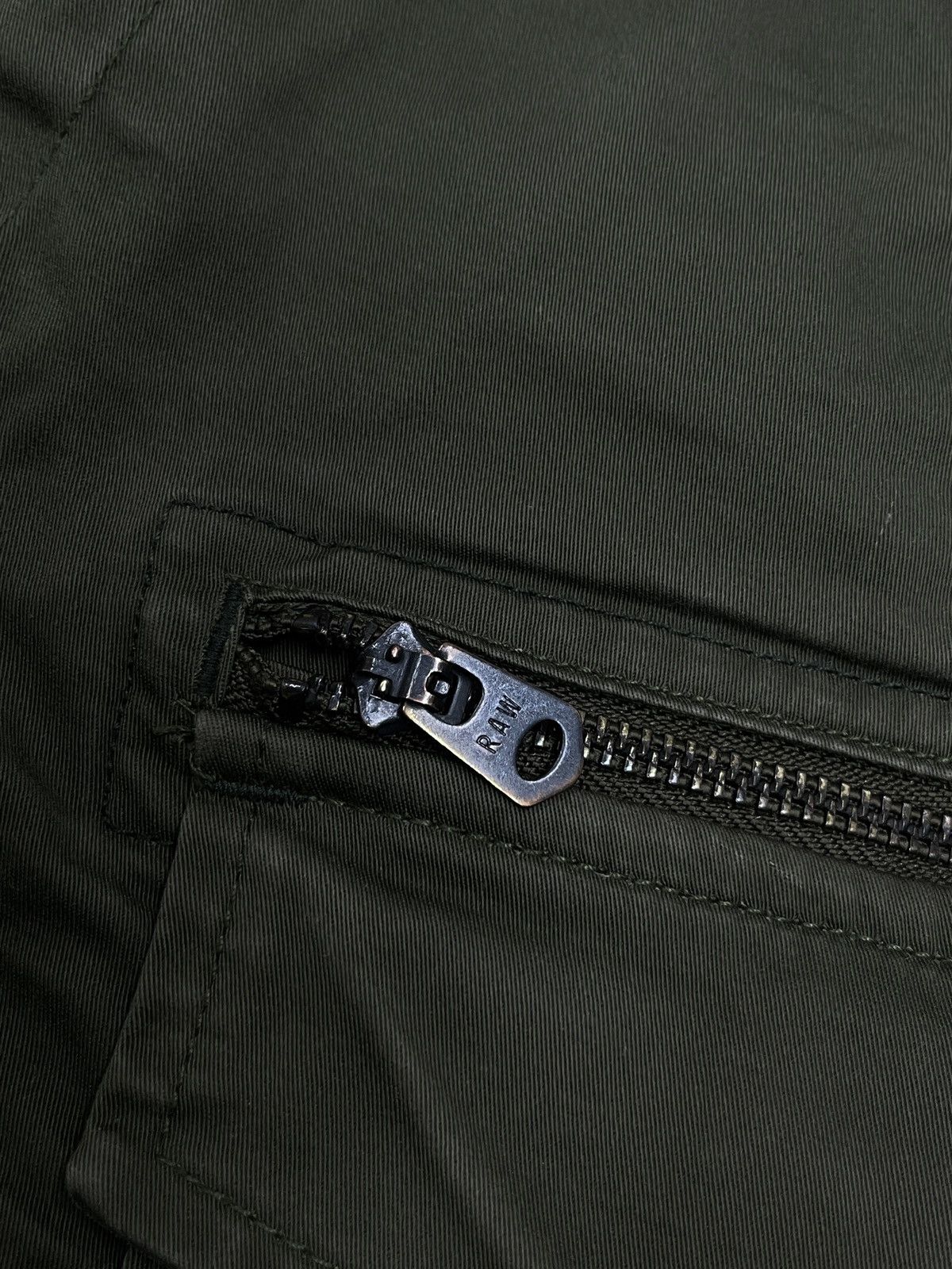 G-Star Mens G Star Raw Rovic Zip 3D Cargo Pants Khaki Multipocket Size US 31 - 13 Thumbnail