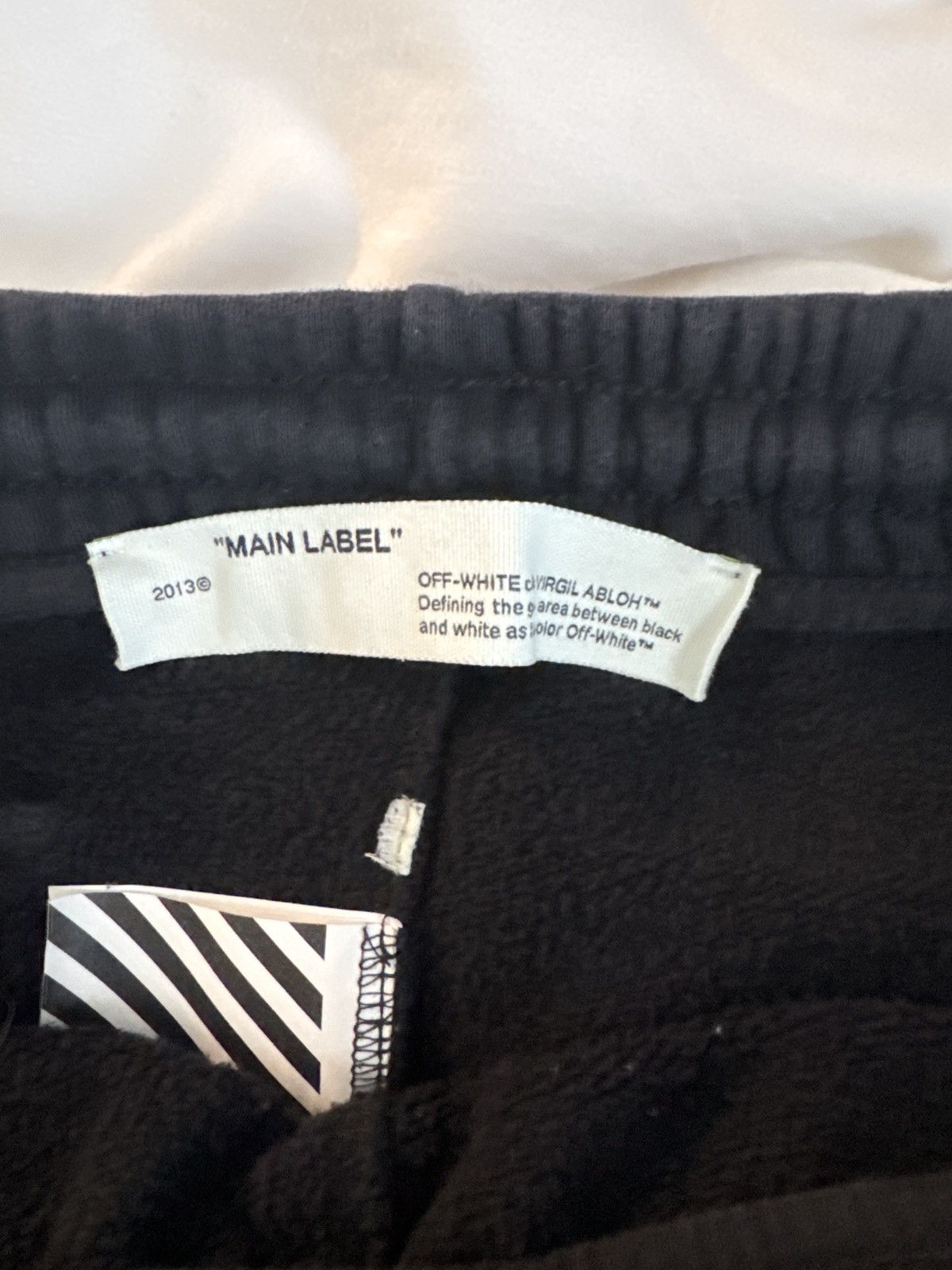 Off-White Off White sweatpants Size US 32 / EU 48 - 3 Thumbnail