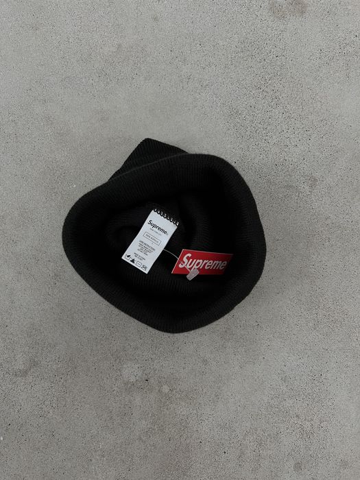 Supreme delta hot sale logo beanie