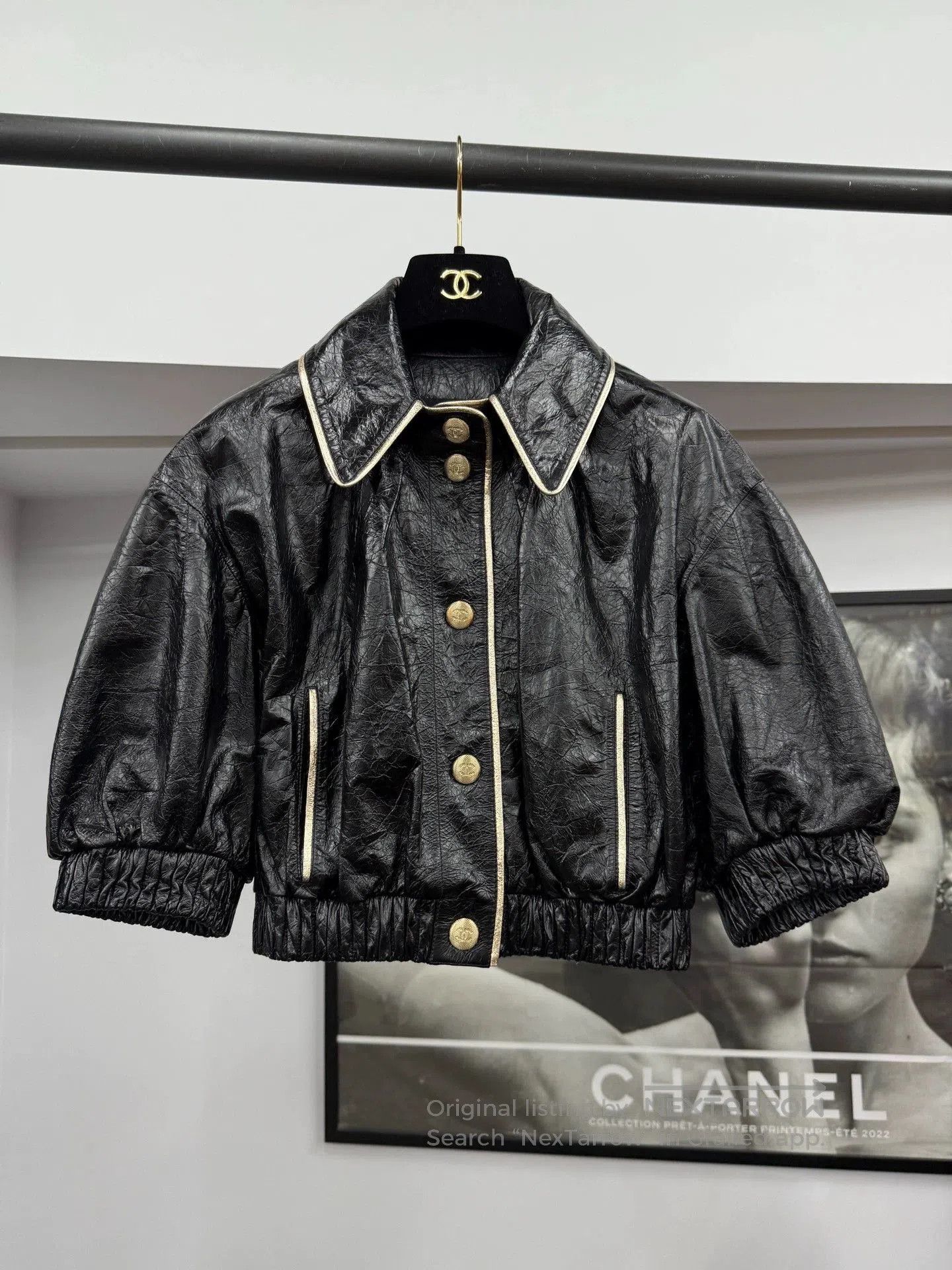 Chanel Chanel Black Short Leather Jacket. Size US M / EU 48-50 / 2 - 1 Thumbnail