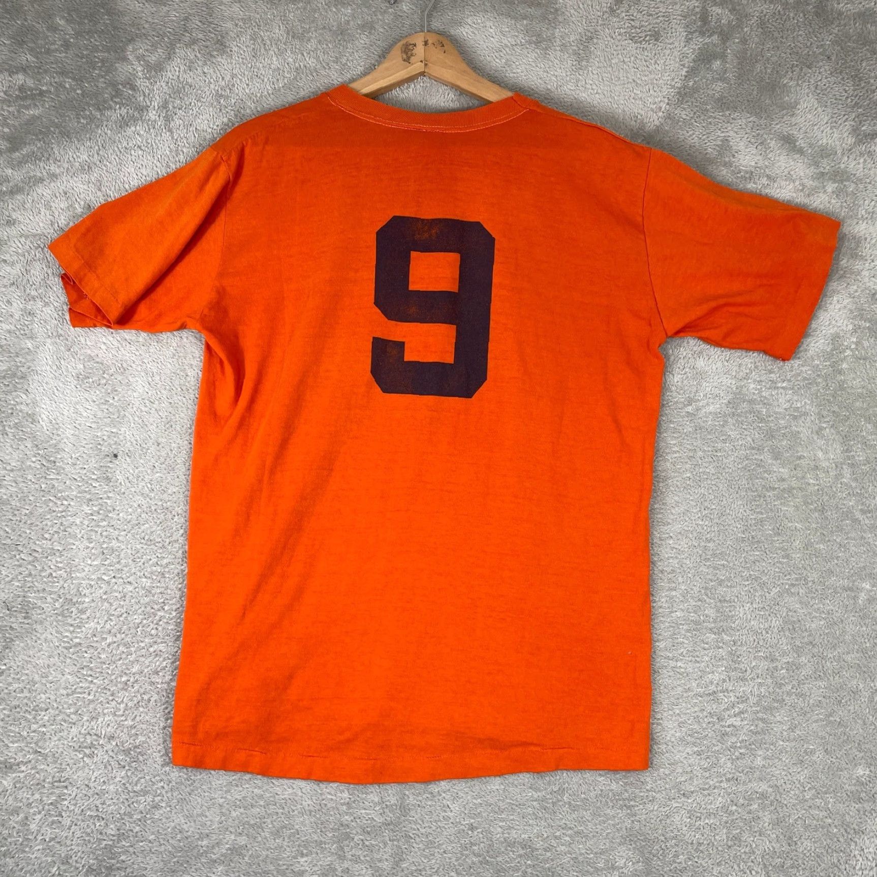 Vintage VINTAGE Sportswear Shirt Mens XL Orange 80s Basketball League USA Men Short Sleeve Graphic Tee Size US XL / EU 56 / 4 - 2 Thumbnail