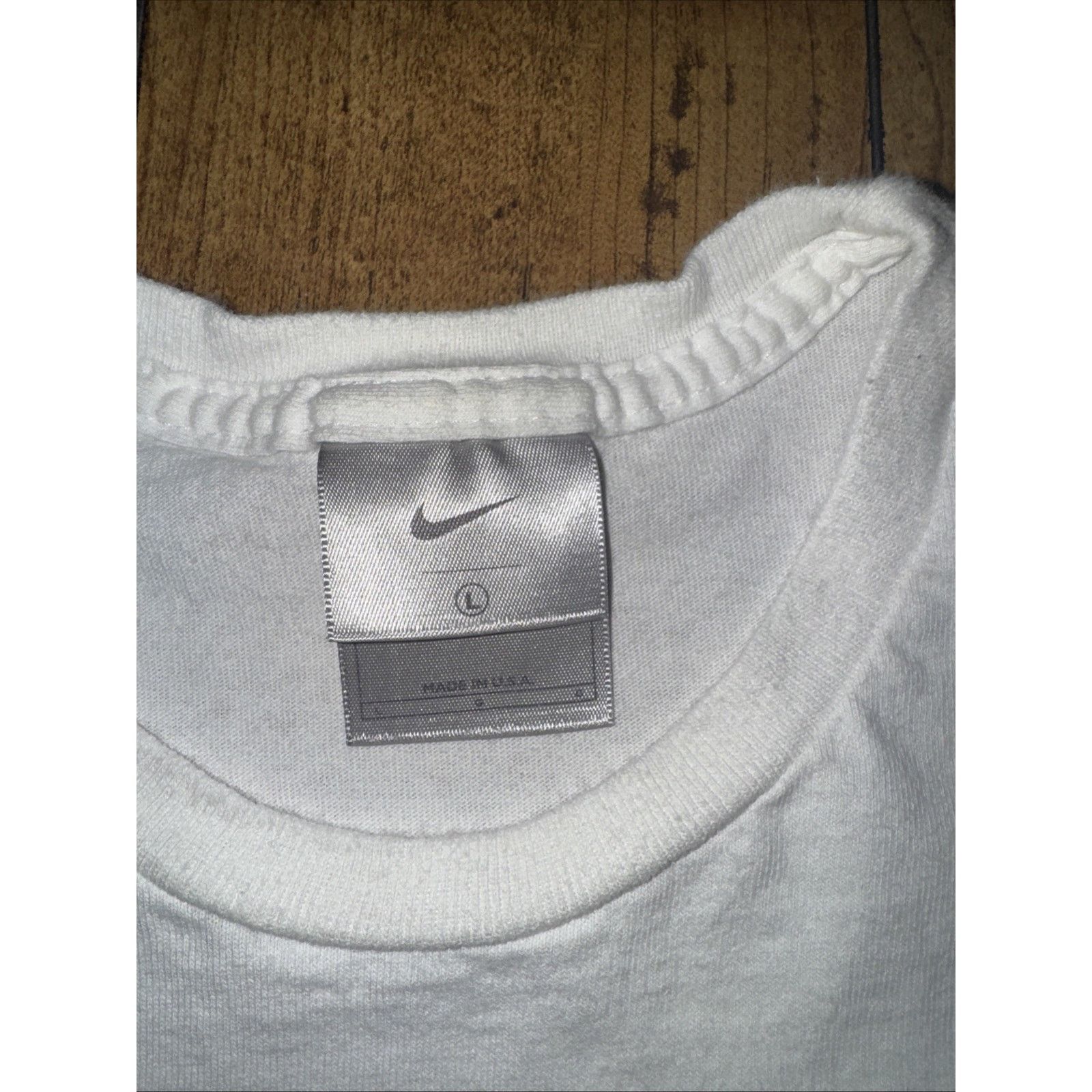 Nike × Vintage Vintage Nike Silver Tag Box Logo Graphic T-Shirt White LUSA Size US L / EU 52-54 / 3 - 3 Thumbnail