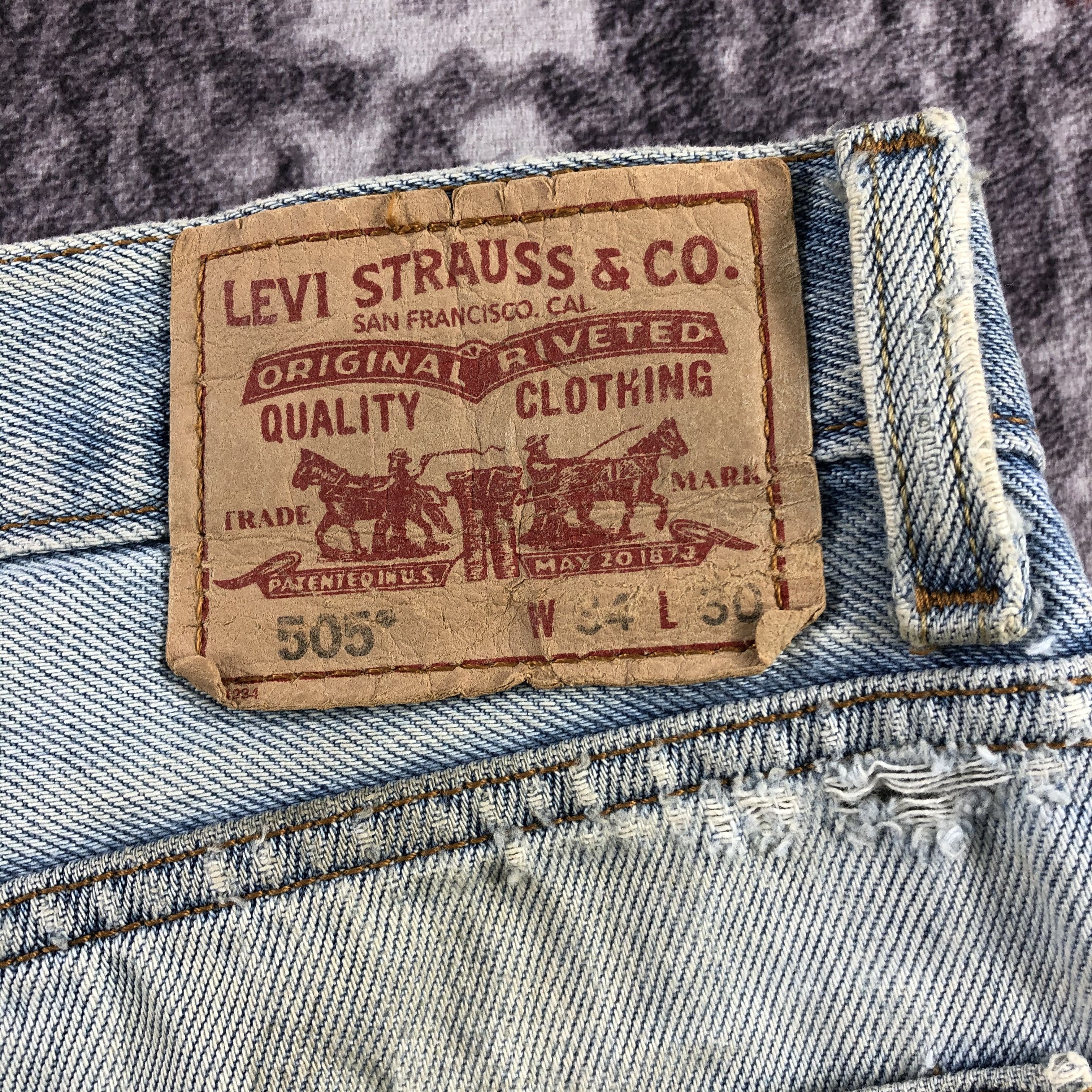 Levi's × Vintage Vintage Light Wash Levis 505 Jeans-JM2755 Size US 34 / EU 50 - 6 Thumbnail