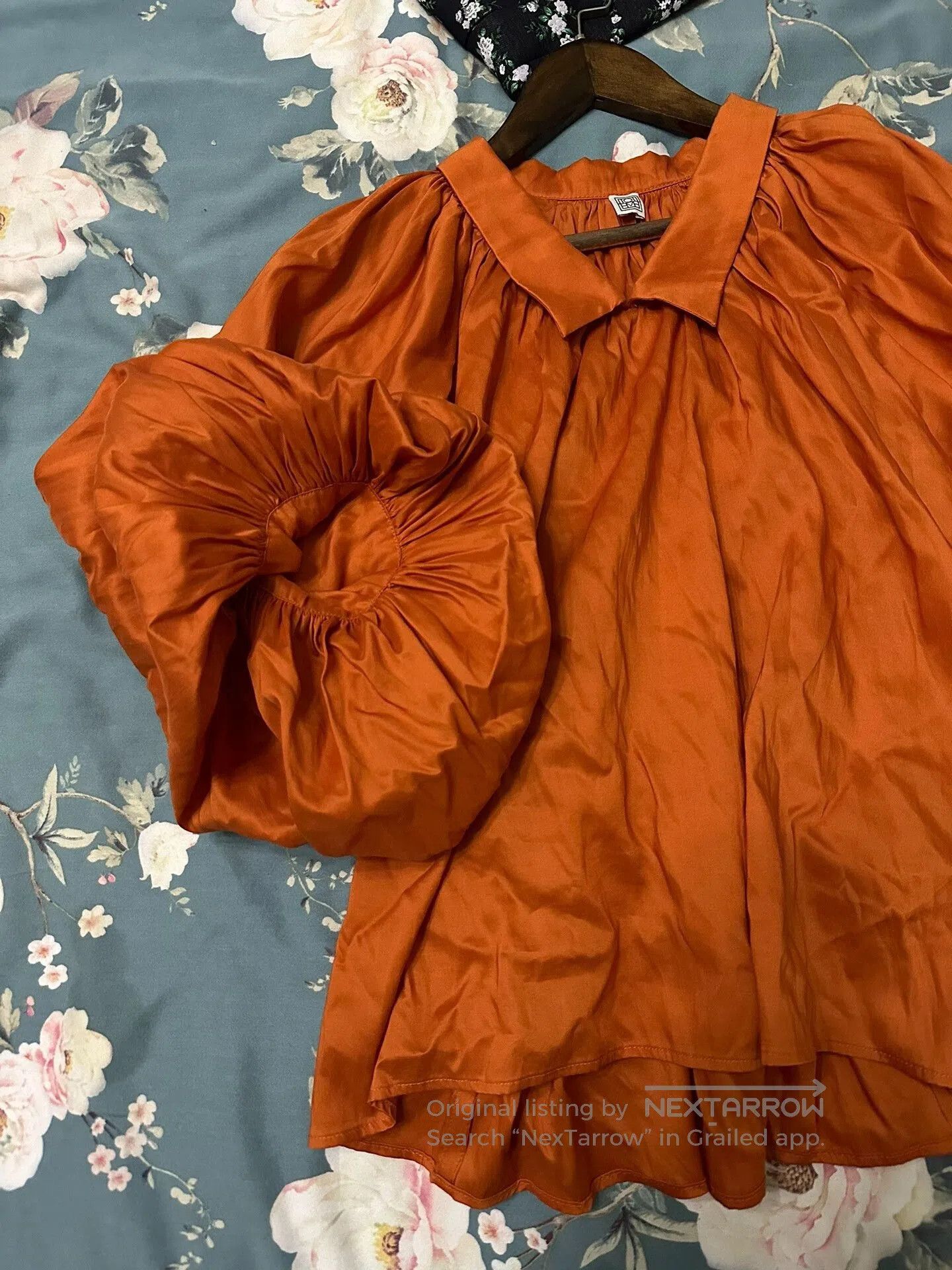 Toteme Toteme Puff Sleeve Top in Orange. Size S / US 4 / IT 40 - 5 Thumbnail