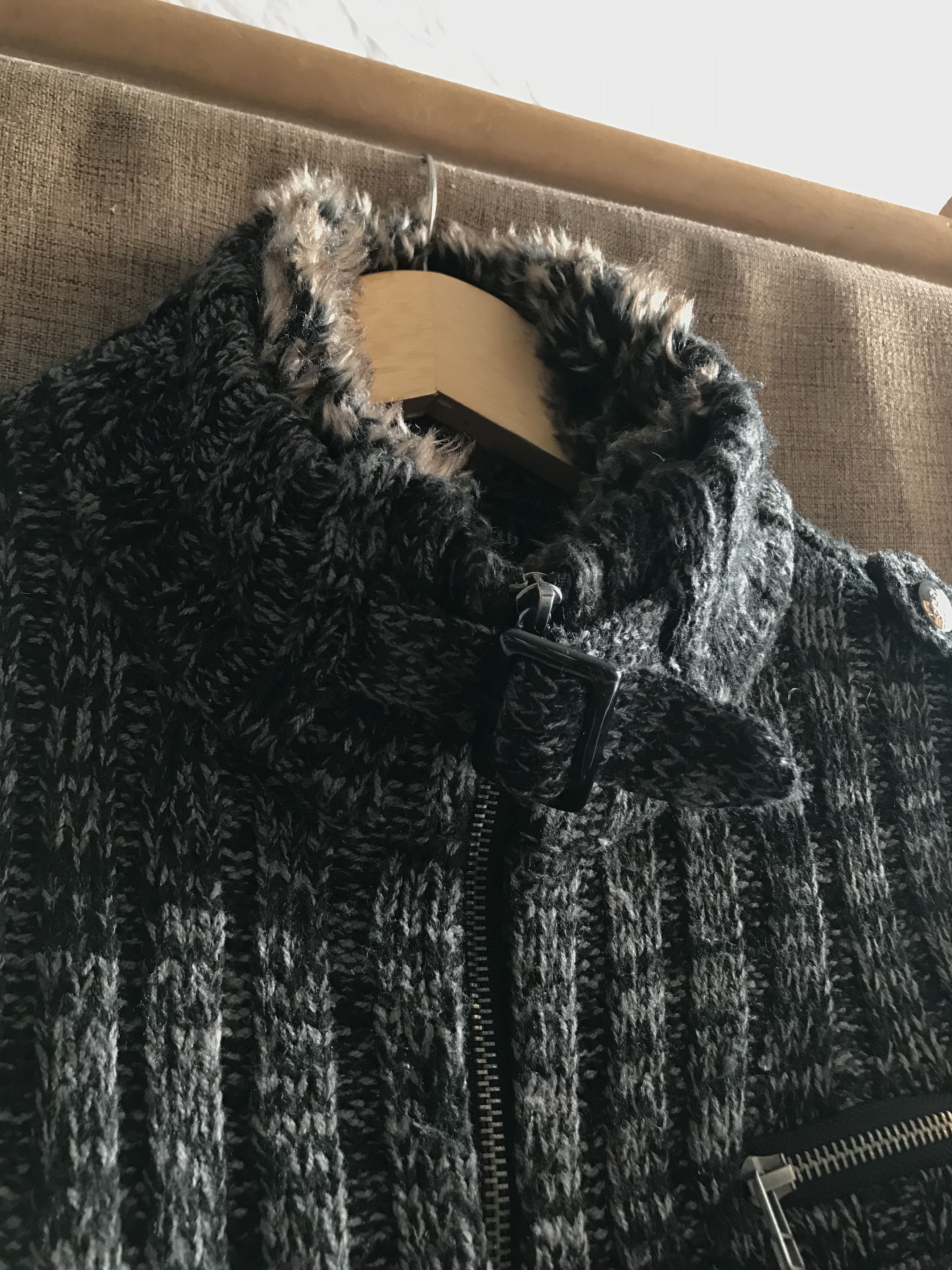 Japanese Brand Japanese Brand Fur Belt On Neck Knitwear By Back Forth Size US M / EU 48-50 / 2 - 2 Thumbnail
