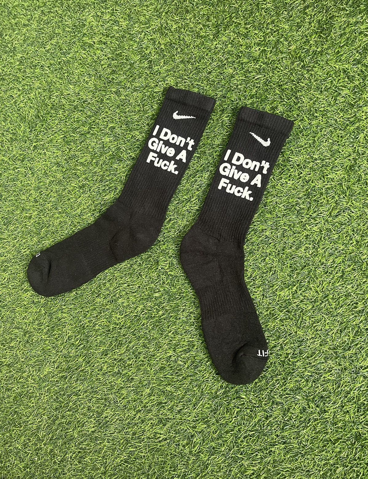 Vintage NIKE CUSTOM IDGAF SOCKS Size ONE SIZE - 2 Thumbnail