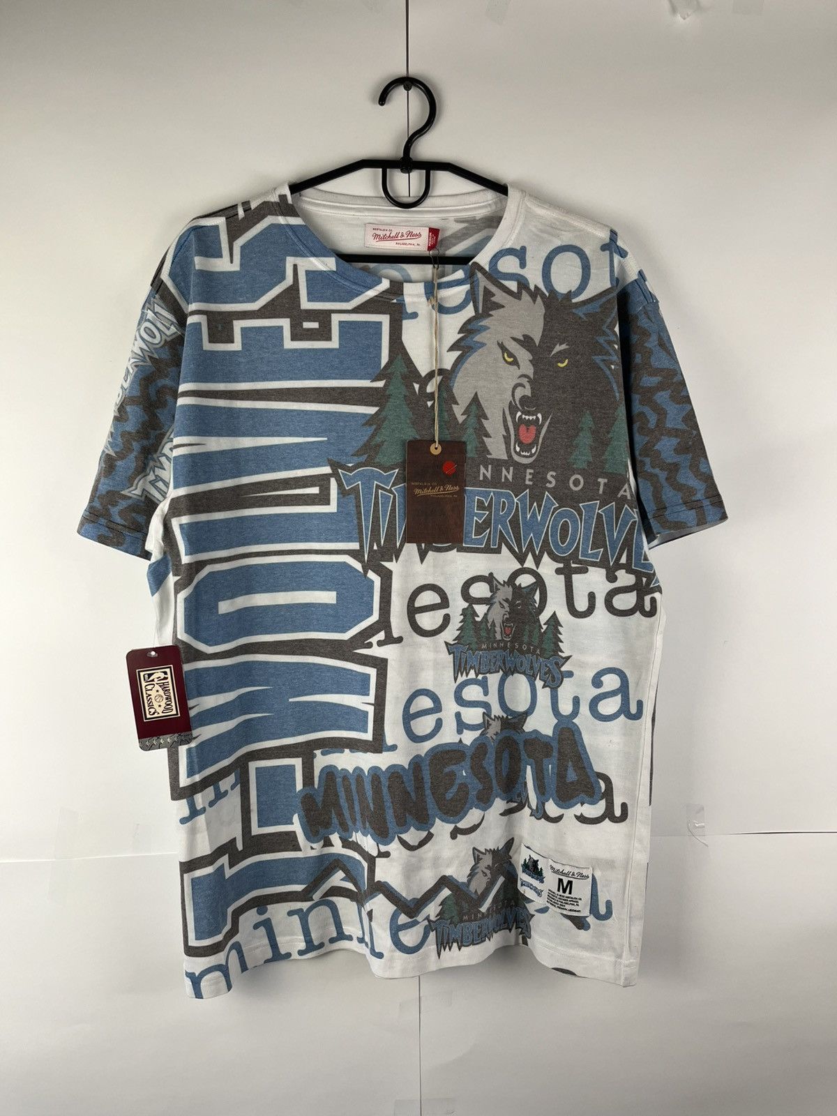 NBA Minnesota Timberwolves New! Full Print Mitchell & Ness Tee Size US M / EU 48-50 / 2 - 1 Thumbnail