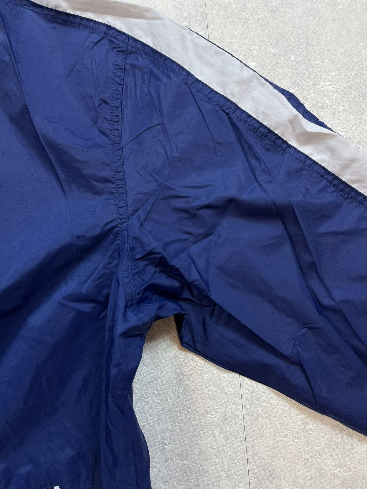 Nike × Vintage 90s Nike Swoosh Vintage Y2K Oversized Nylon Retro Jacket Size US M / EU 48-50 / 2 - 10 Thumbnail