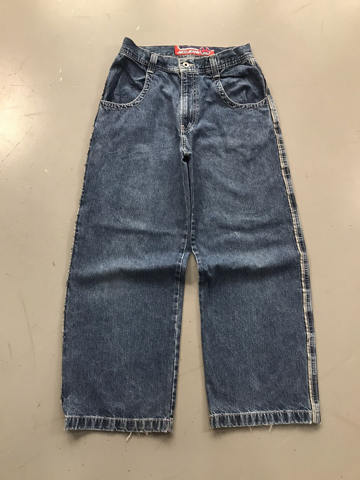 Vintage Jnco big pocket scorpion 👑🦂 embroidered denim