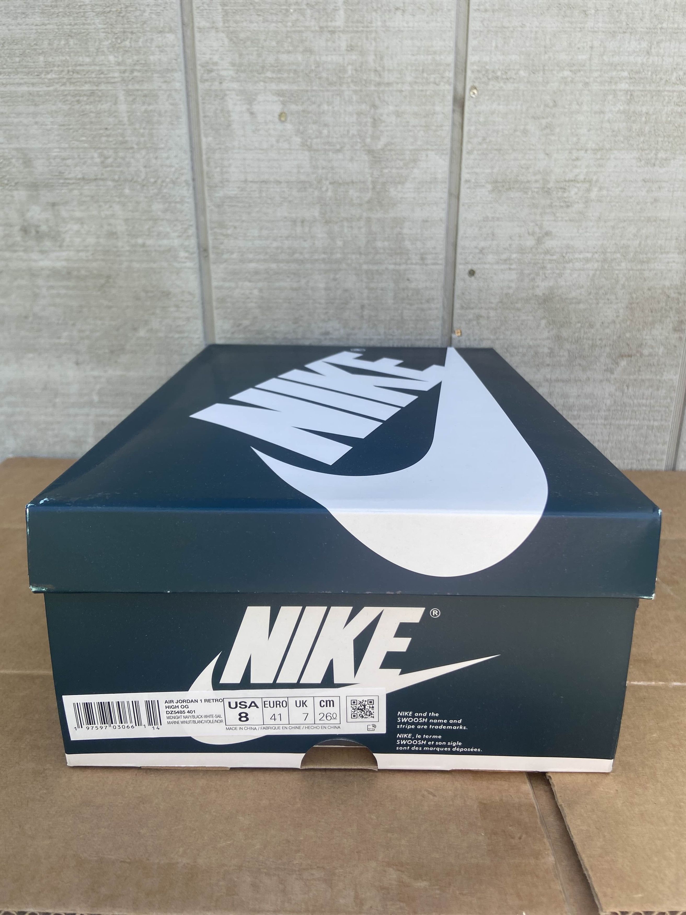 Nike Air Jordan 1 Retro OG High Midnight Navy Size 8 Size US 8 / EU 41 - 12 Thumbnail