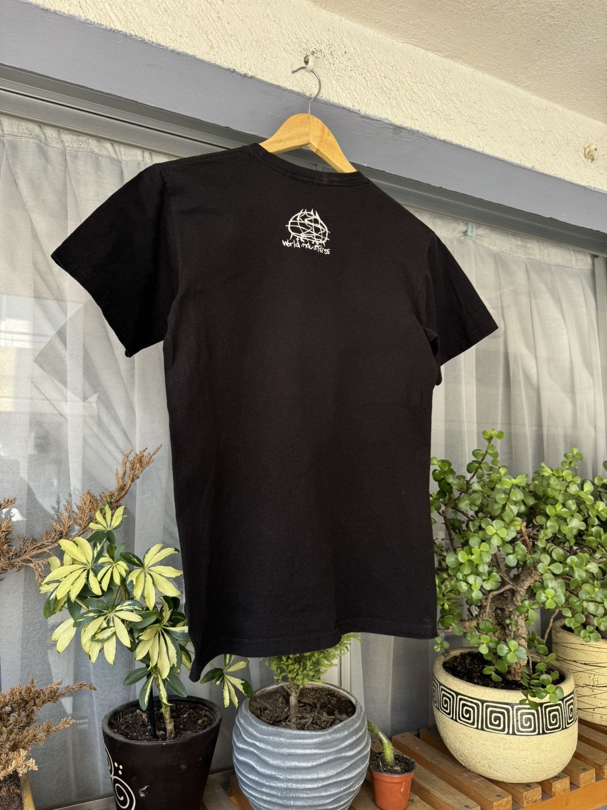 World Industries Vintage 00’s World Industries Flameboy vs Wet Willy tee Size US S / EU 44-46 / 1 - 6 Thumbnail
