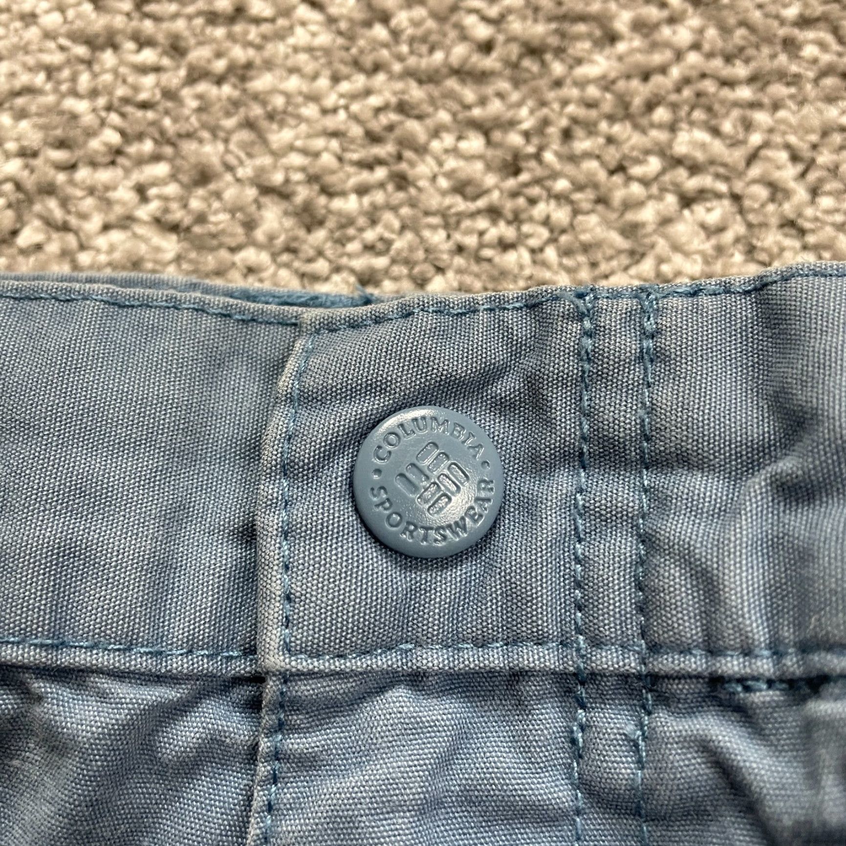 Vintage Columbia Cargo Shorts Men's 32 Solid Blue Flat Front Pockets Cotton Casual Sport - Regular Fit, Zip, 10" Inseam Size US 32 / EU 48 - 3 Thumbnail