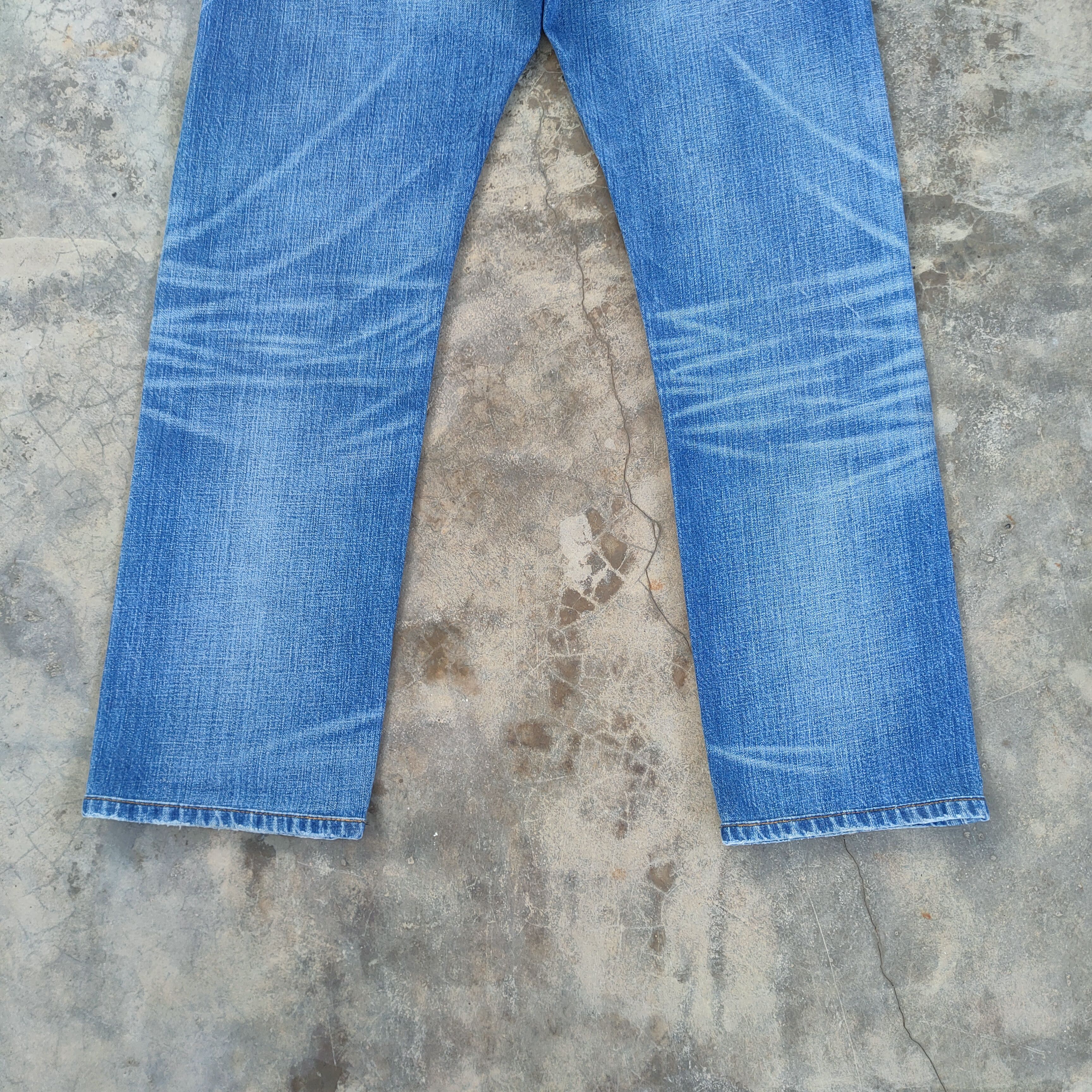 Levi's Vintage Clothing VINTAGE LEVI'S 501 FADED DISTRESSED JEAN DENIM PANTS Size US 32 / EU 48 - 11 Thumbnail