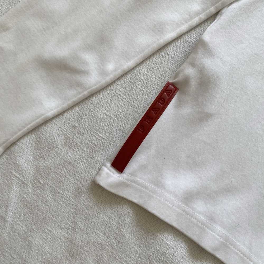 Prada Vintage Prada Red Tab L/S shirt Size M / US 6-8 / IT 42-44 - 2 Thumbnail