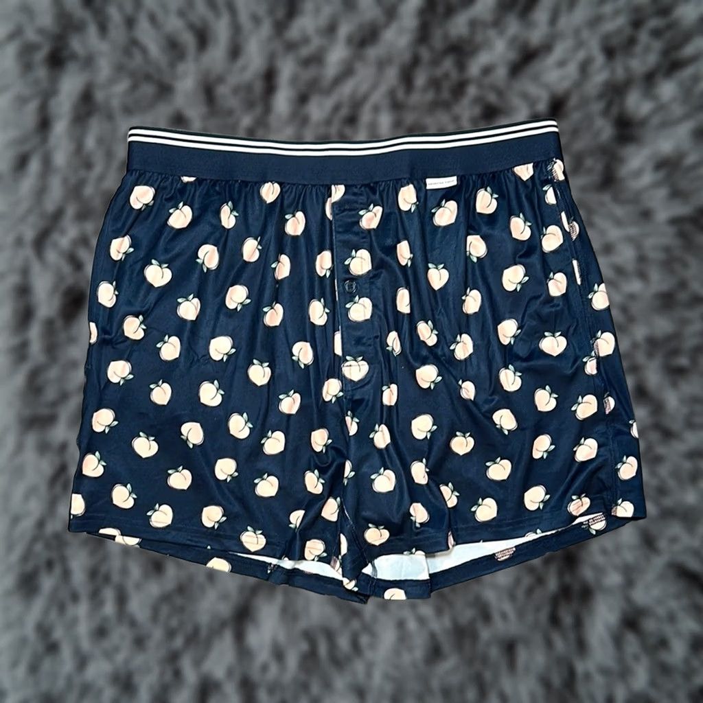 American Eagle Outfitters VINTAGE American Eagle Peaches 4” Ultra Soft Pocket Boxer - Medium Size 40R - 1 Thumbnail